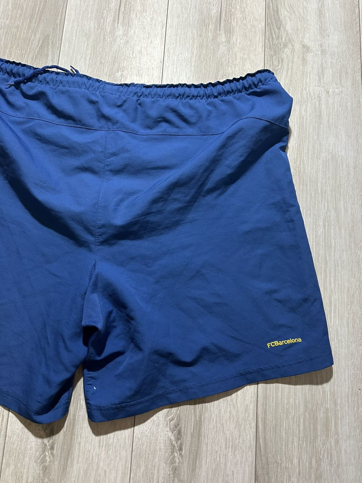Nike BARCELONA 2006 2007 HOME FOOTBALL SOCCER SHORTS NIKE Size US 33 - 5 Thumbnail