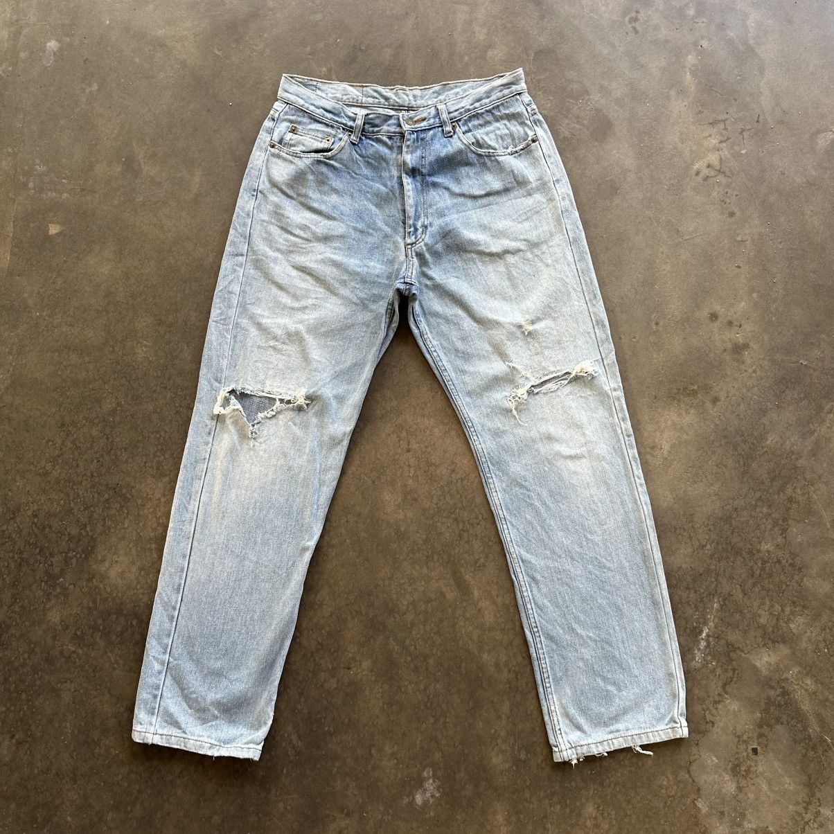Japanese Brand Vintage Japanese Faded Jean Distressed Denim Pant W30 Size US 30 / EU 46 - 1 Thumbnail
