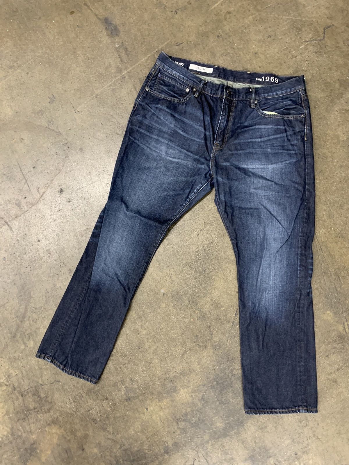 Jean × Vintage Vintage Gap 1969 Dark Wash Slim 38x30 Size US 38 / EU 54 - 1 Thumbnail