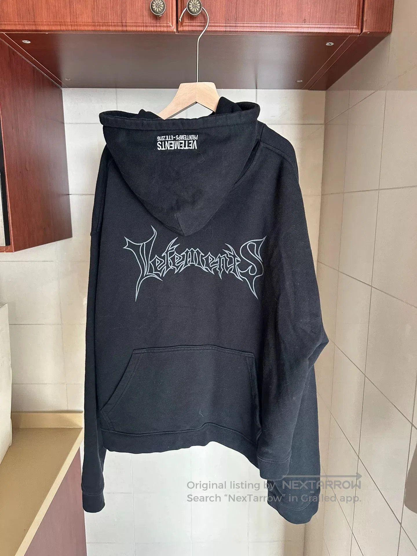 Vetements vetements champion graphic hoodie. Size US M / EU 48-50 / 2 - 1 Thumbnail