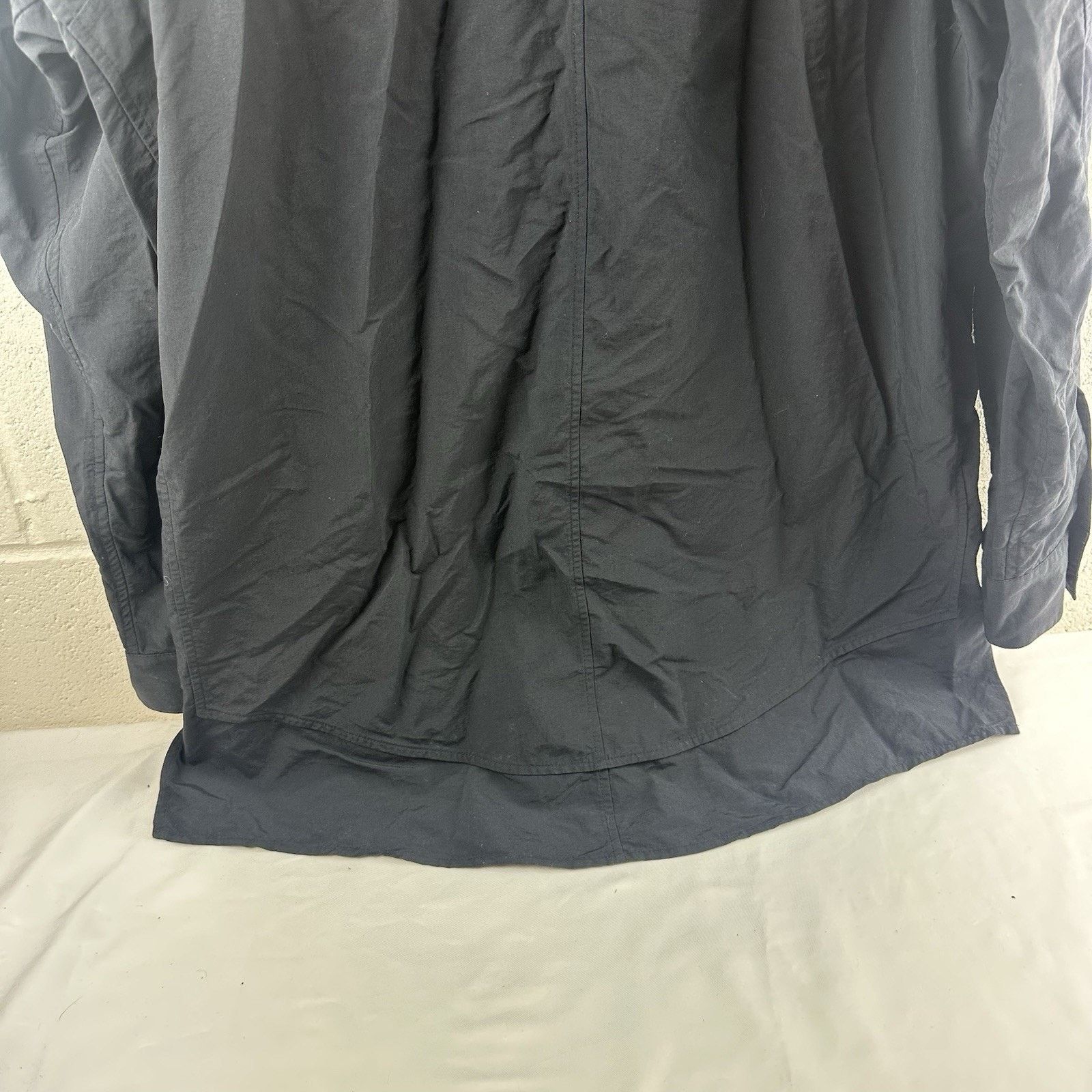 Alexander Wang Alexander wang Elongated Black Cotton Blend Shirt Sz L 26x37 Size US L / EU 52-54 / 3 - 12 Thumbnail