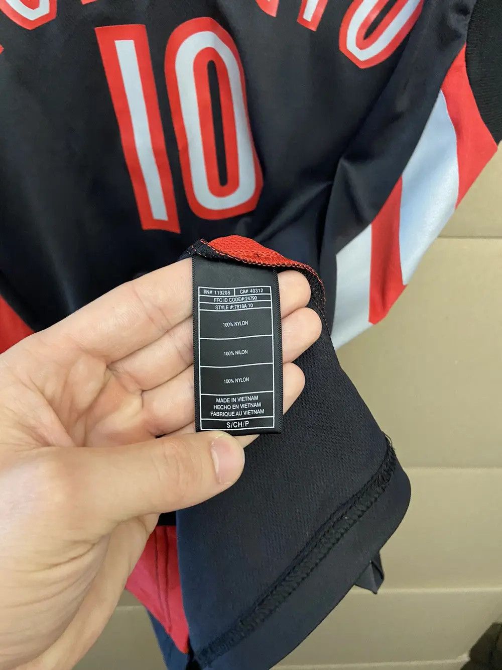 Adidas VINTAGE ADIDAS TORONTO DEROZAN 10 BASKETBALL NBA JERSEY USA Size US S / EU 44-46 / 1 - 7 Thumbnail