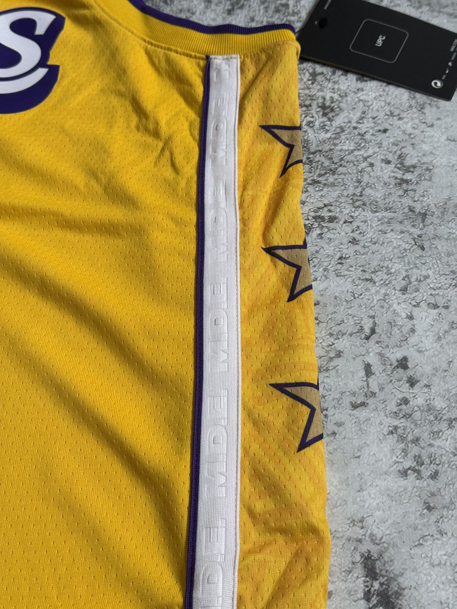 Nike LOS ANGELES LAKERS JERSEY NBA BASKETBALL SWINGMAN Nike L Size US L / EU 52-54 / 3 - 6 Thumbnail
