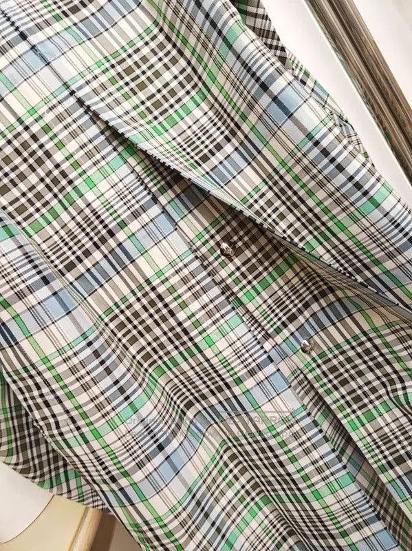 Burberry Burberry Long Green Check Coat for Women. Size L / US 10 / IT 46 - 4 Thumbnail