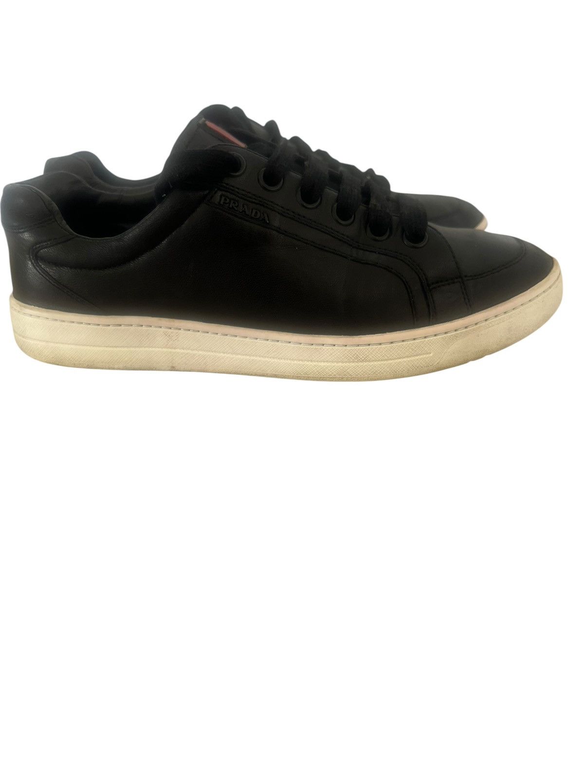 Prada Authentic Prada black leather low top sneakers Size US 7 / EU 40 - 3 Thumbnail