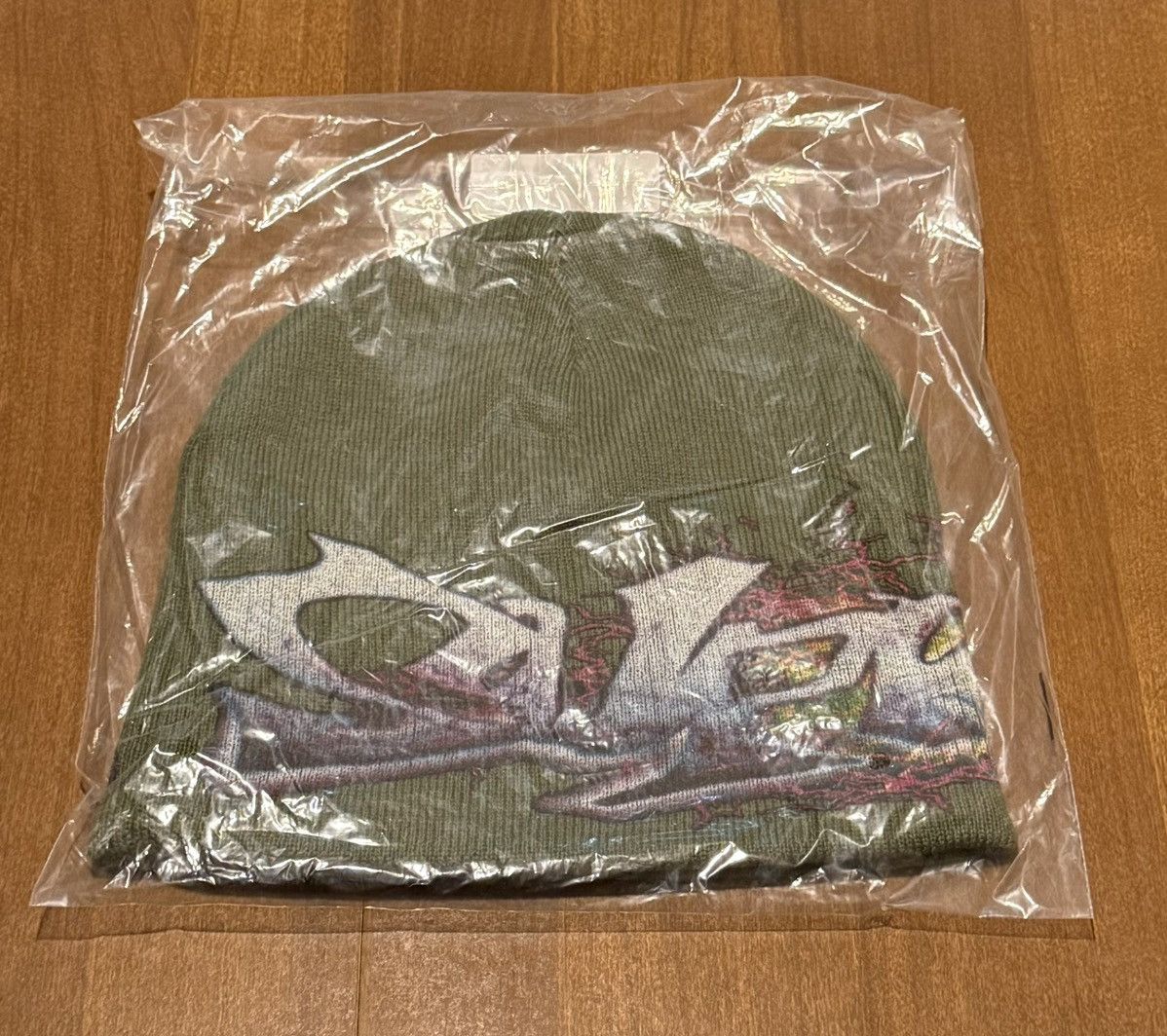 帽子 Supreme Tag Beanie Olive / Art Dealer Supreme FW25 Tag Graffiti Graphic Logo Beanie Olive Green
