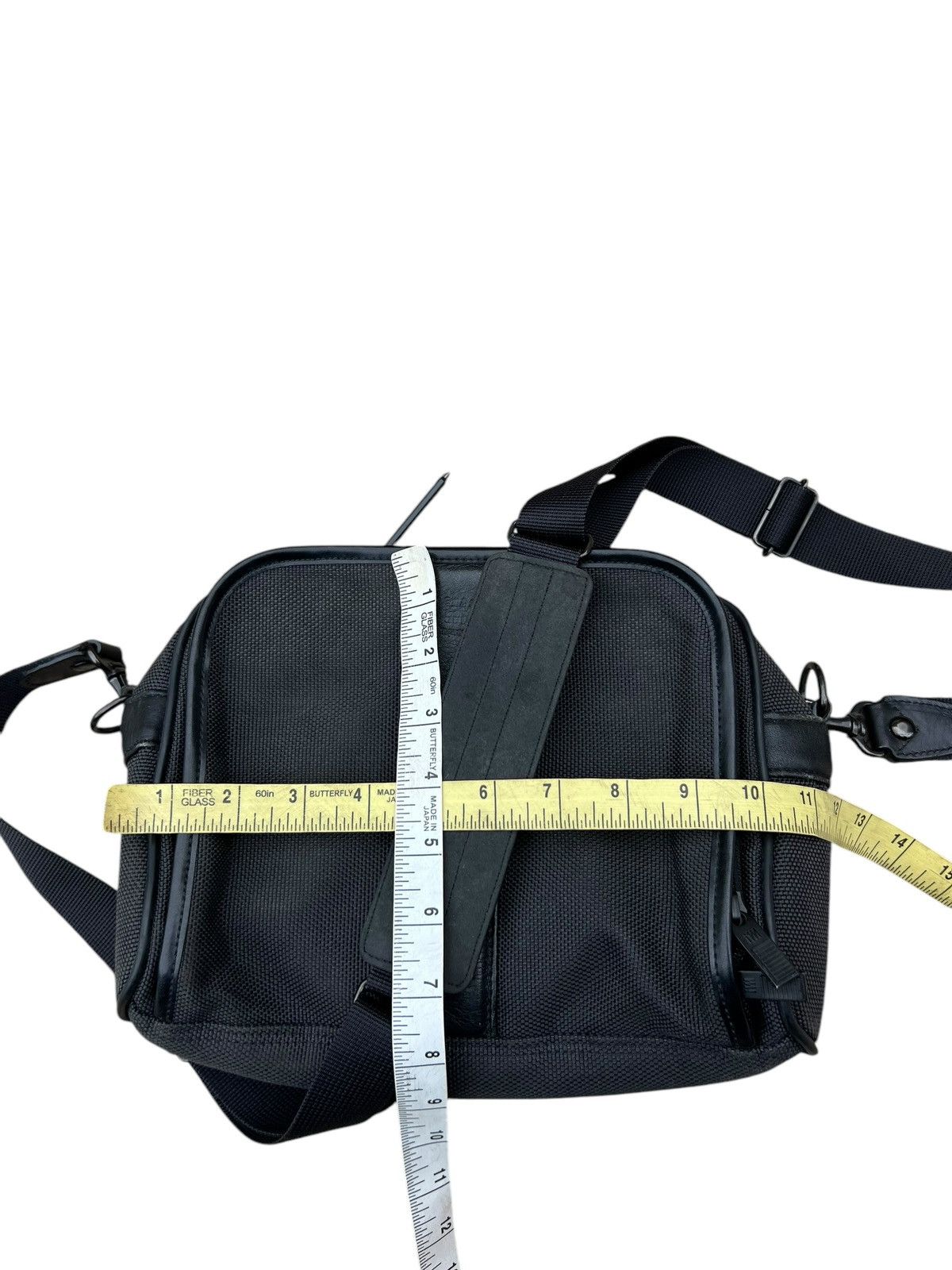 Issey Miyake Vintage Issey Miyake Fade Canvas Leather Sling Bag Size ONE SIZE - 25 Thumbnail