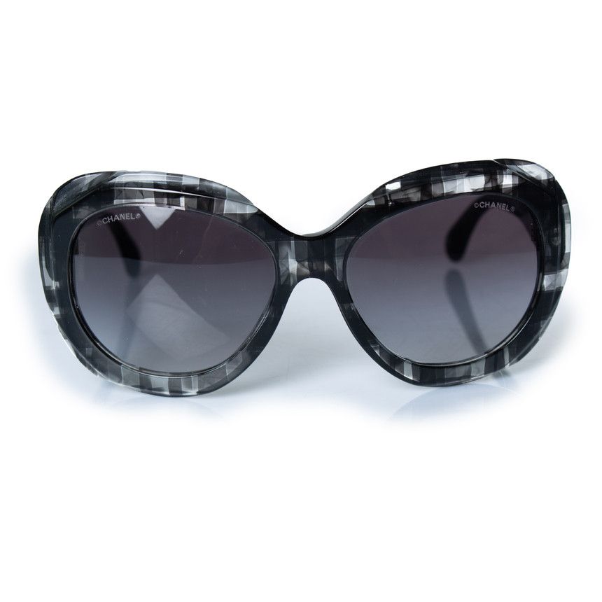 Chanel Chanel, Grey oversized sunglasses Size ONE SIZE - 1 Thumbnail