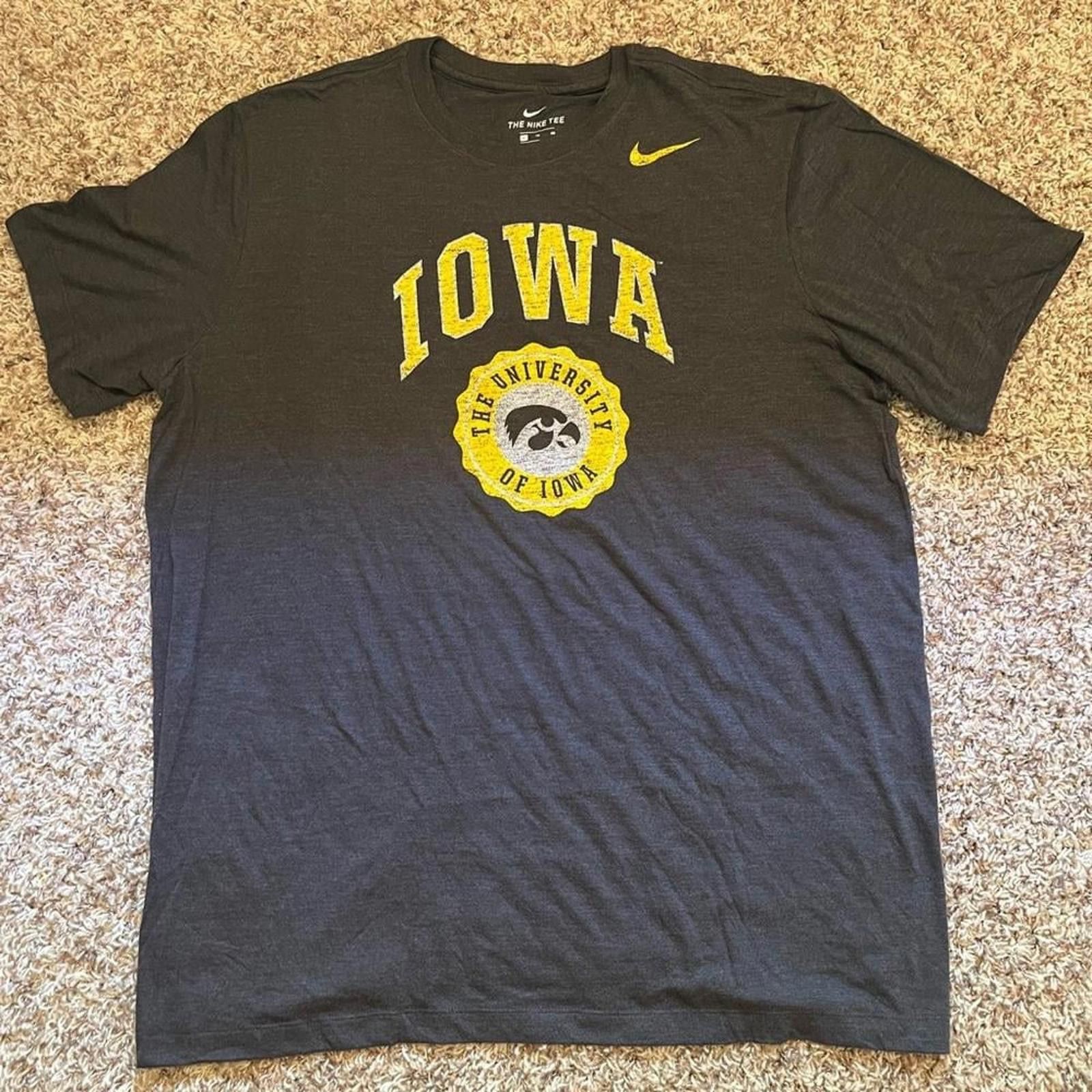 Nike Nike Tri-Blend SS Iowa University Size US XL / EU 56 / 4 - 1 Thumbnail
