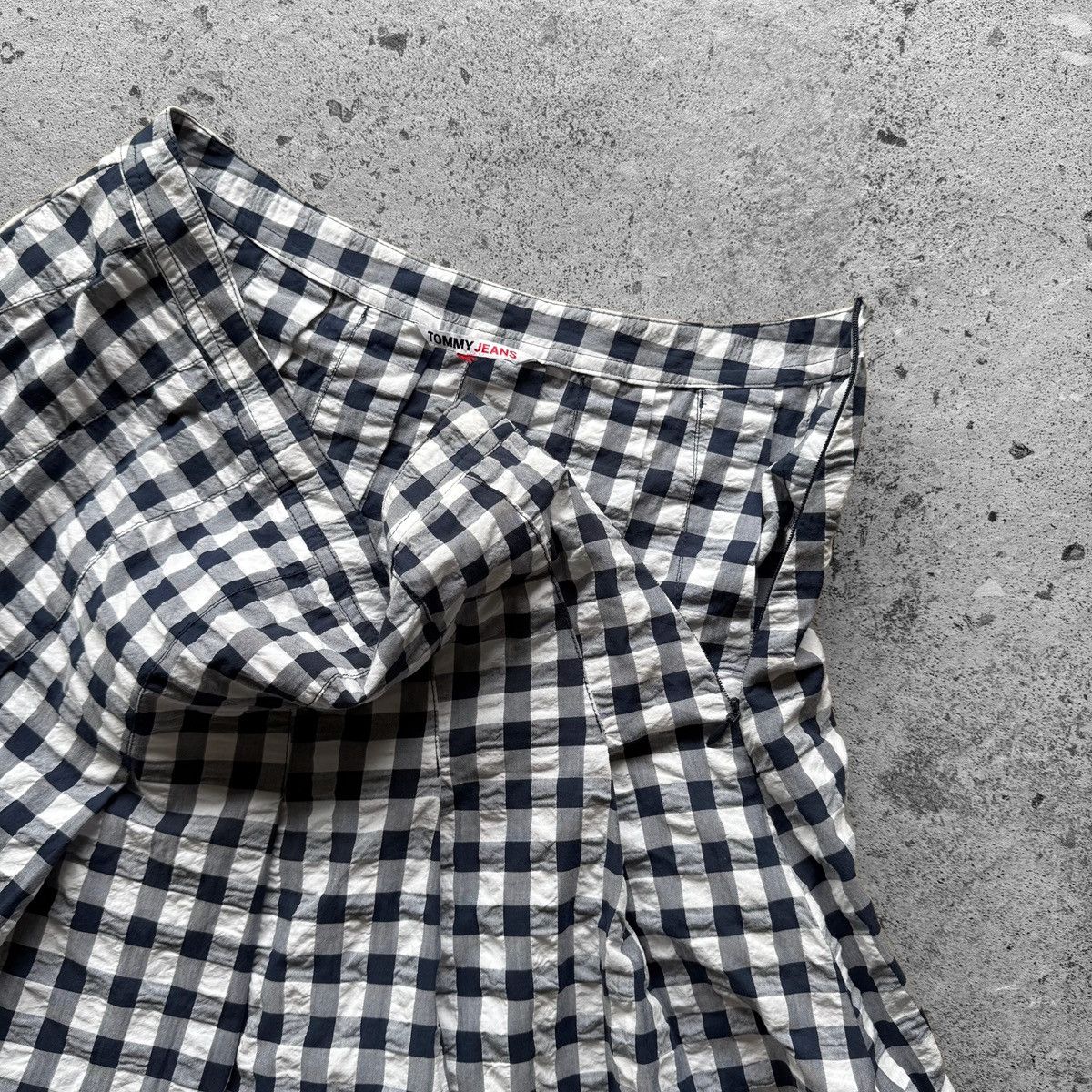 Tommy Jeans Tommy Hilfiger Jeans Womens Checkered Minirock Skirt Size 30" / US 8 / IT 44 - 6 Thumbnail