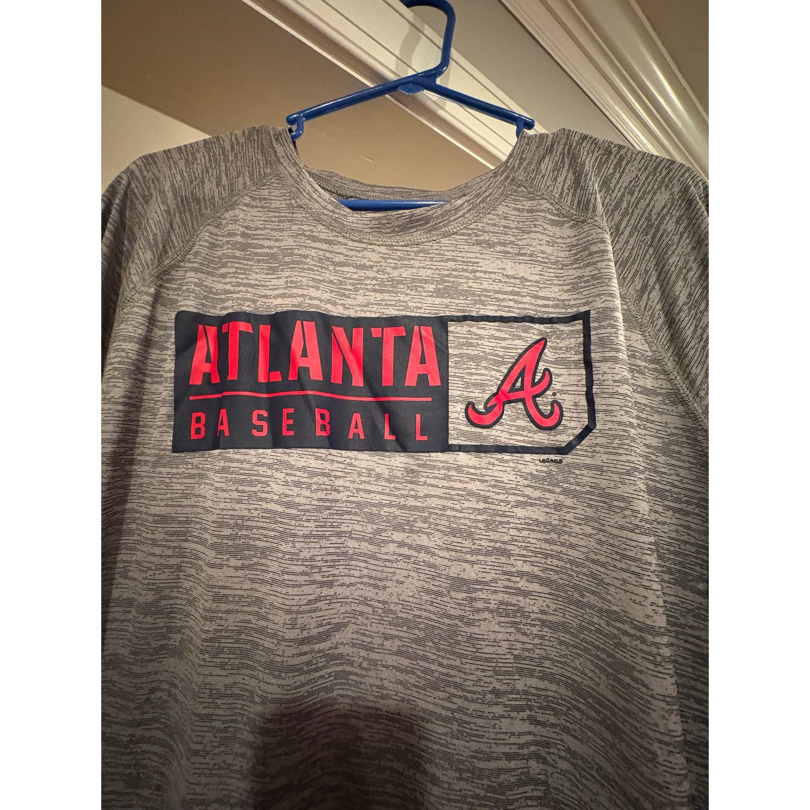 MLB Atlanta Braves Men’s XL Short Sleeve Performance Shirt Size US XL / EU 56 / 4 - 4 Thumbnail