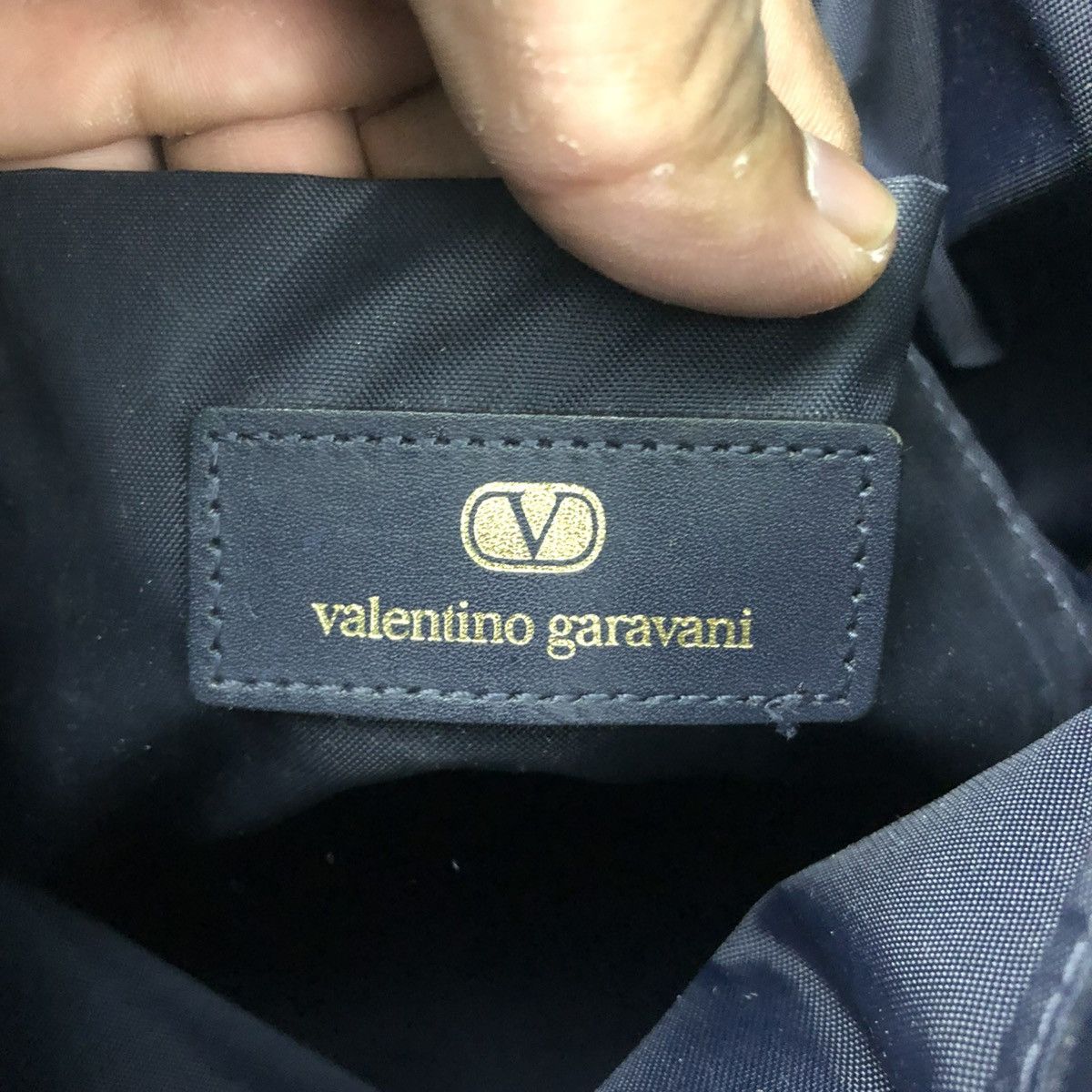 Valentino ‼️YES‼️VALENTINO GARAVANI SPORT DRAWSTRING BUCKET SHOULDER BAG Size ONE SIZE - 9 Thumbnail