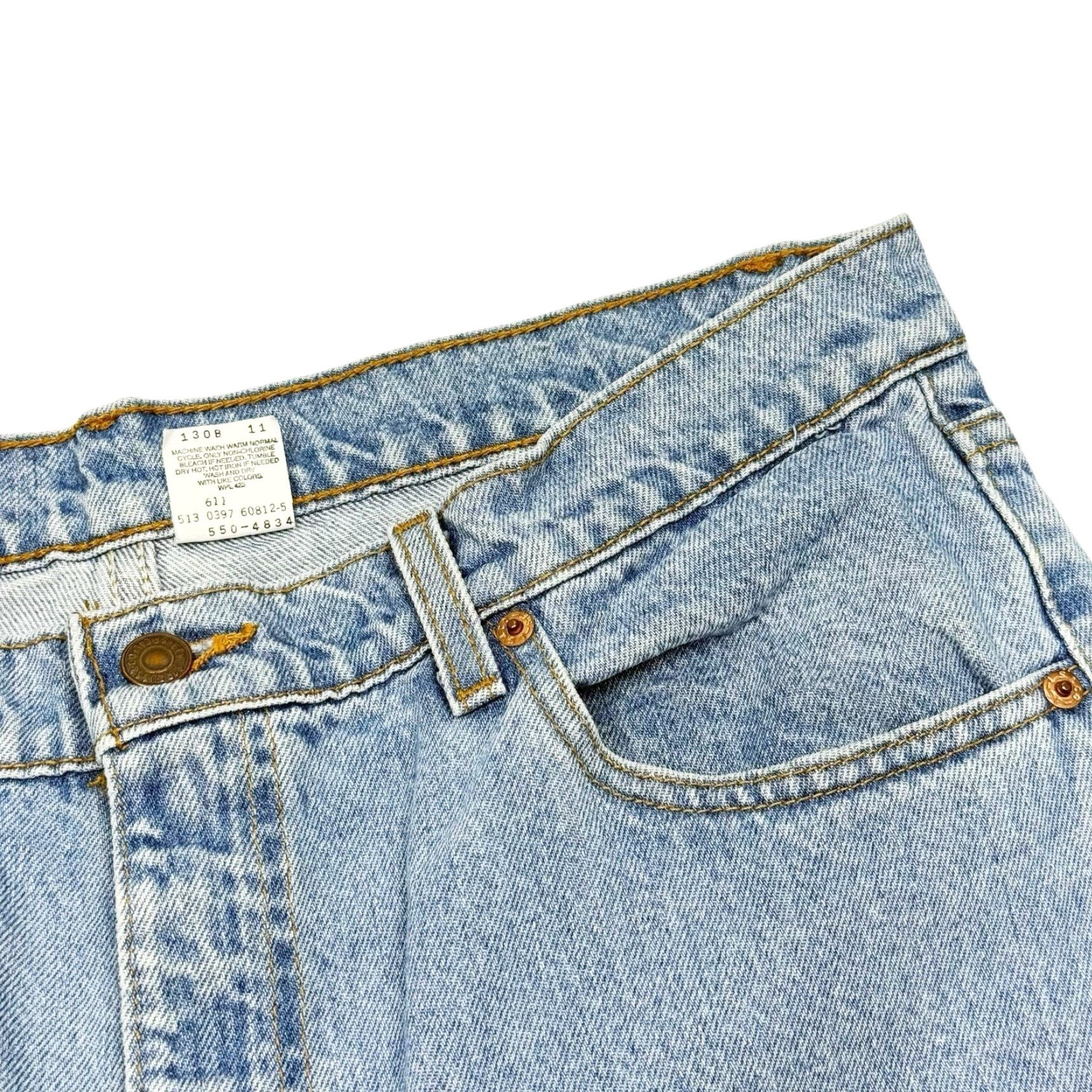 Levi's VINTAGE Levi's Jeans 36x32 USA 550 Relaxed Fit Light Blue Denim 5-Pocket Mens Straight Classic Logo Zipper Button Cotton USA-made Size US 36 / EU 52 - 3 Thumbnail