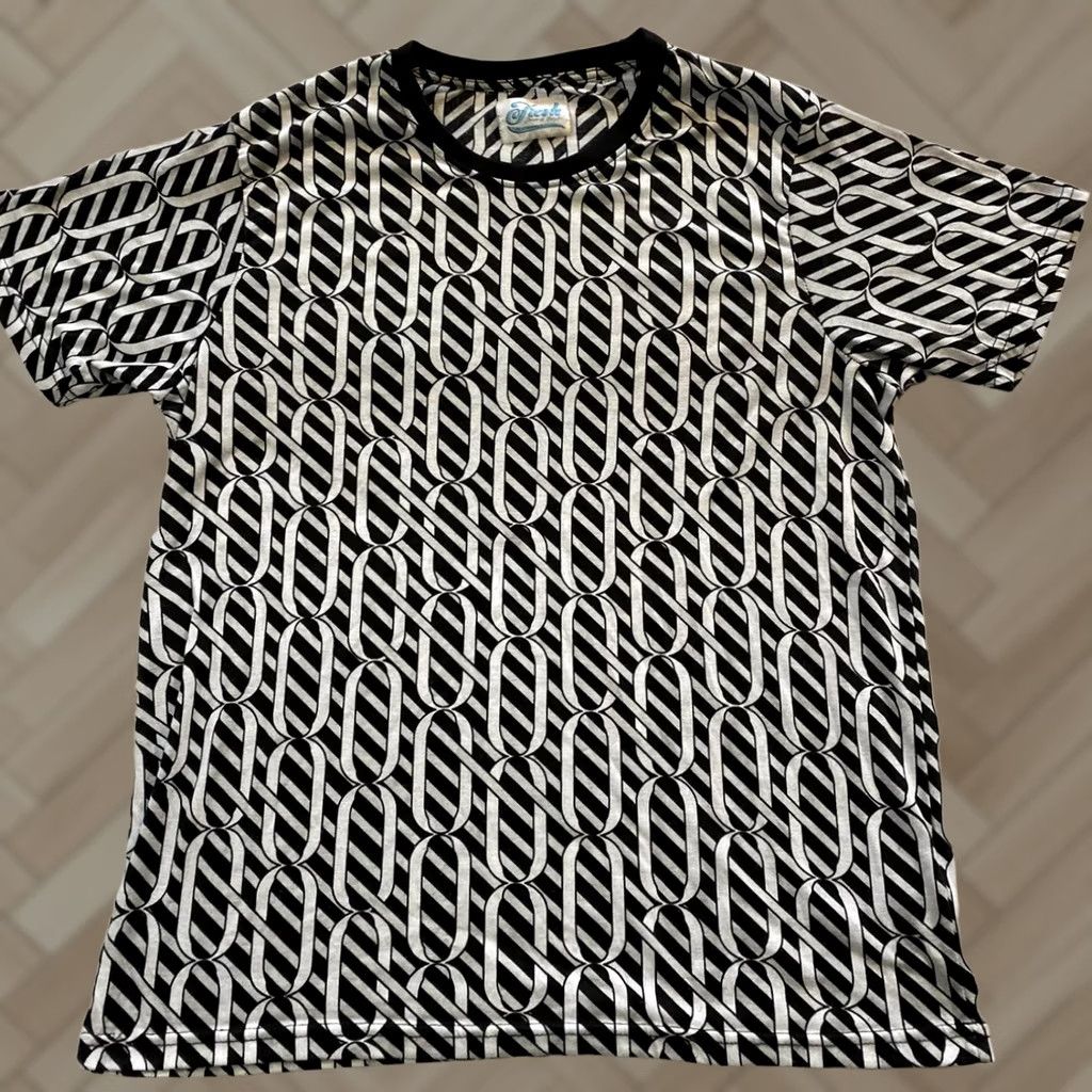 Vintage Fresh T Shirt Mens OG Graphic Black White L / 2-16 - Fitted Fresh Casual Mens Shirt Size L Black White OG Graphic Size US L / EU 52-54 / 3 - 1 Thumbnail