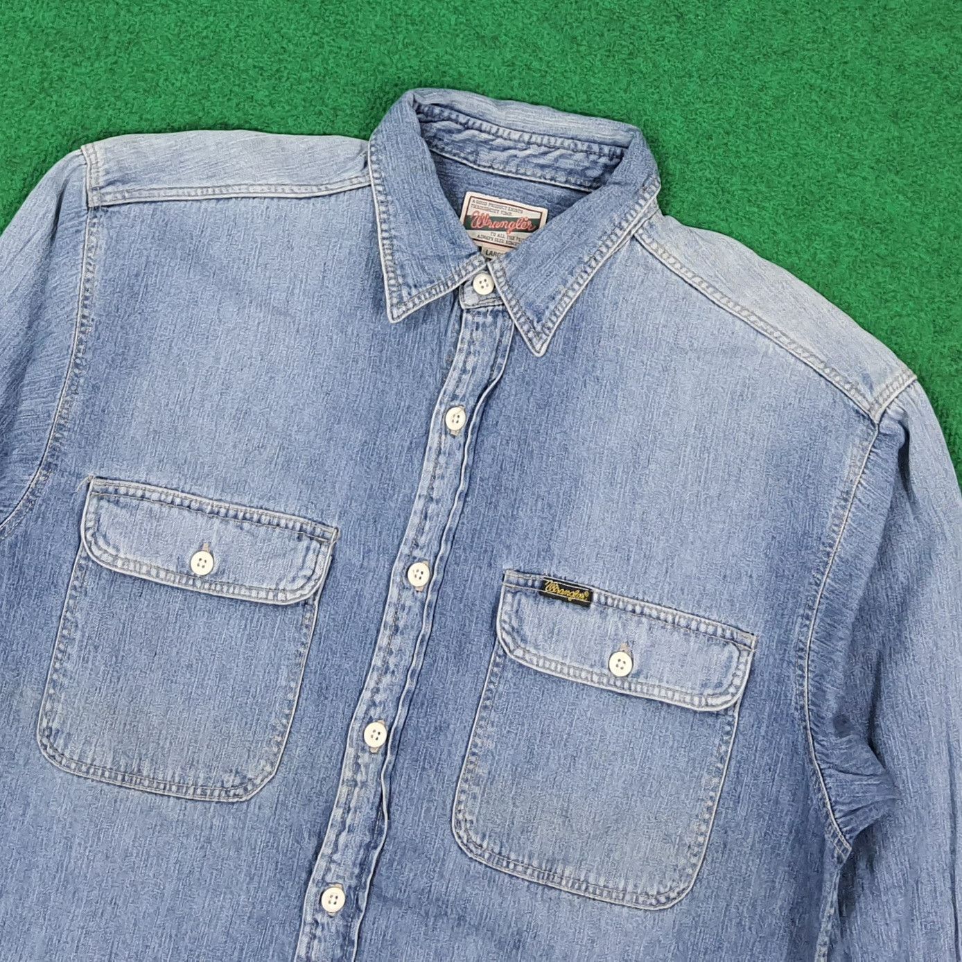 Wrangler Vintage Wrangler Denim Button Up Shirt C301N68 Size US M / EU 48-50 / 2 - 2 Thumbnail