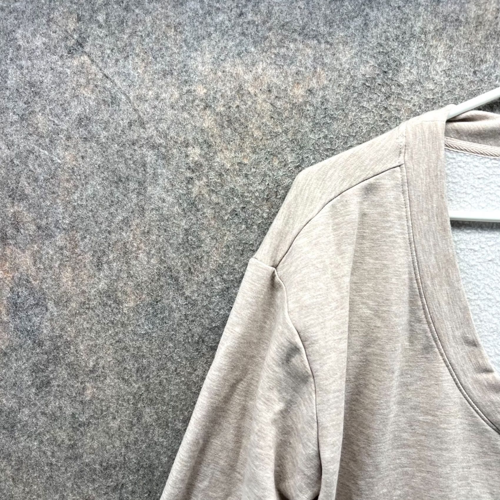 Orvis VINTAGE Orvis Sweater Ladies Large Beige V-Neck Pullover Casual Modal Polyester Fleece Logo All Seasons Womens Size L / US 10 / IT 46 - 5 Thumbnail