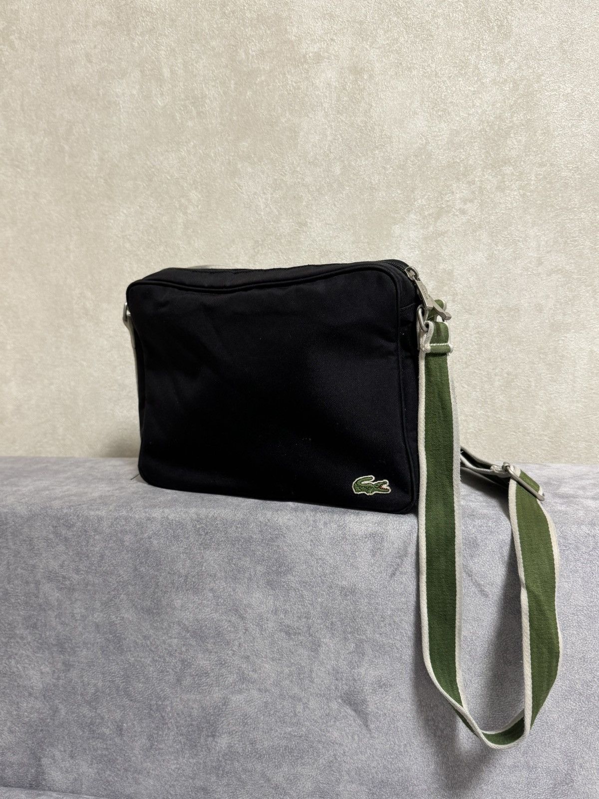 Lacoste Vintage Lacoste Y2K crossbody bag Size ONE SIZE - 3 Thumbnail