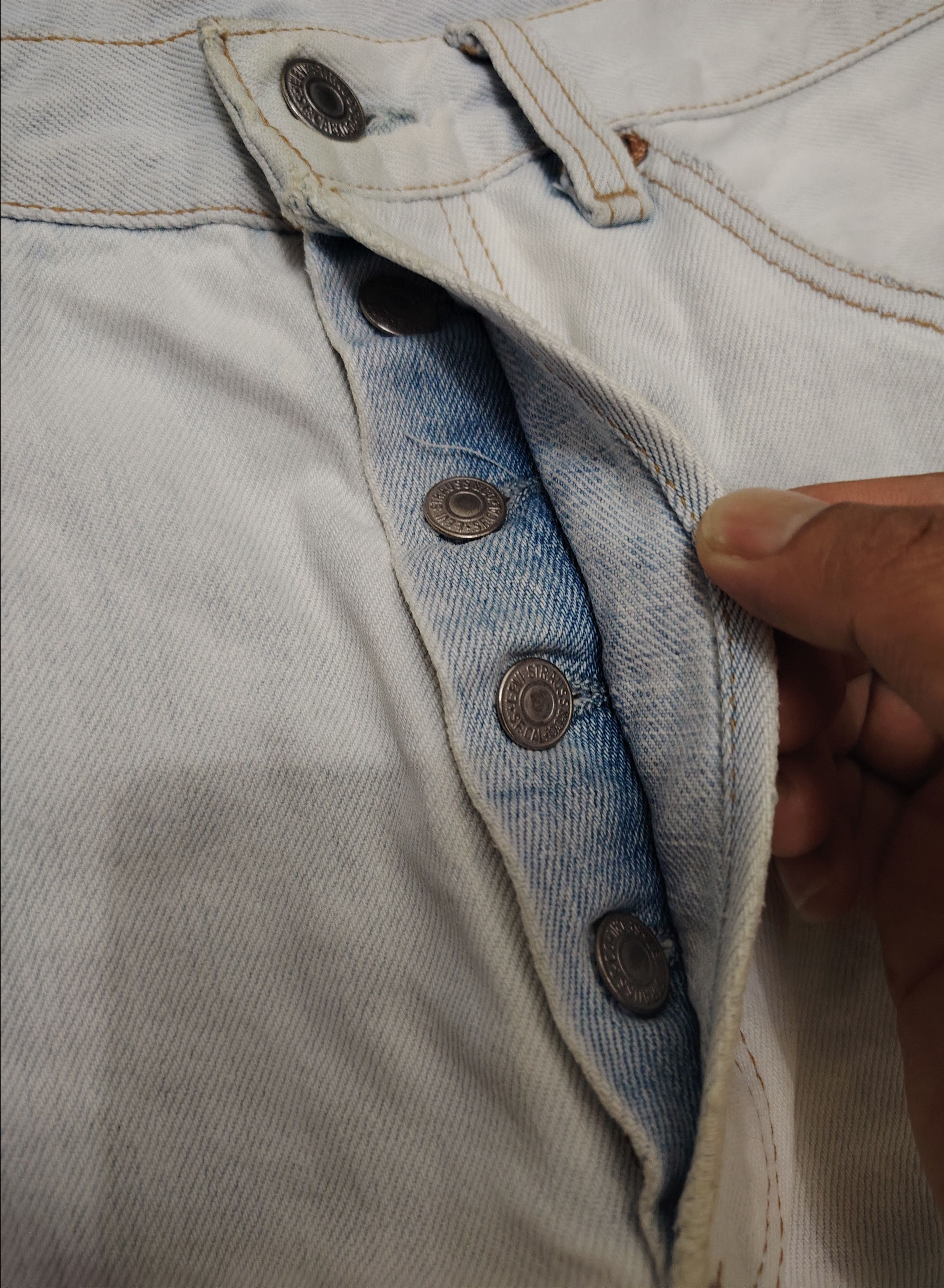 Levi's Thrashed Acid Washed Vtg Levi's 501 Button 553 made in usa Size US 30 / EU 46 - 15 Thumbnail