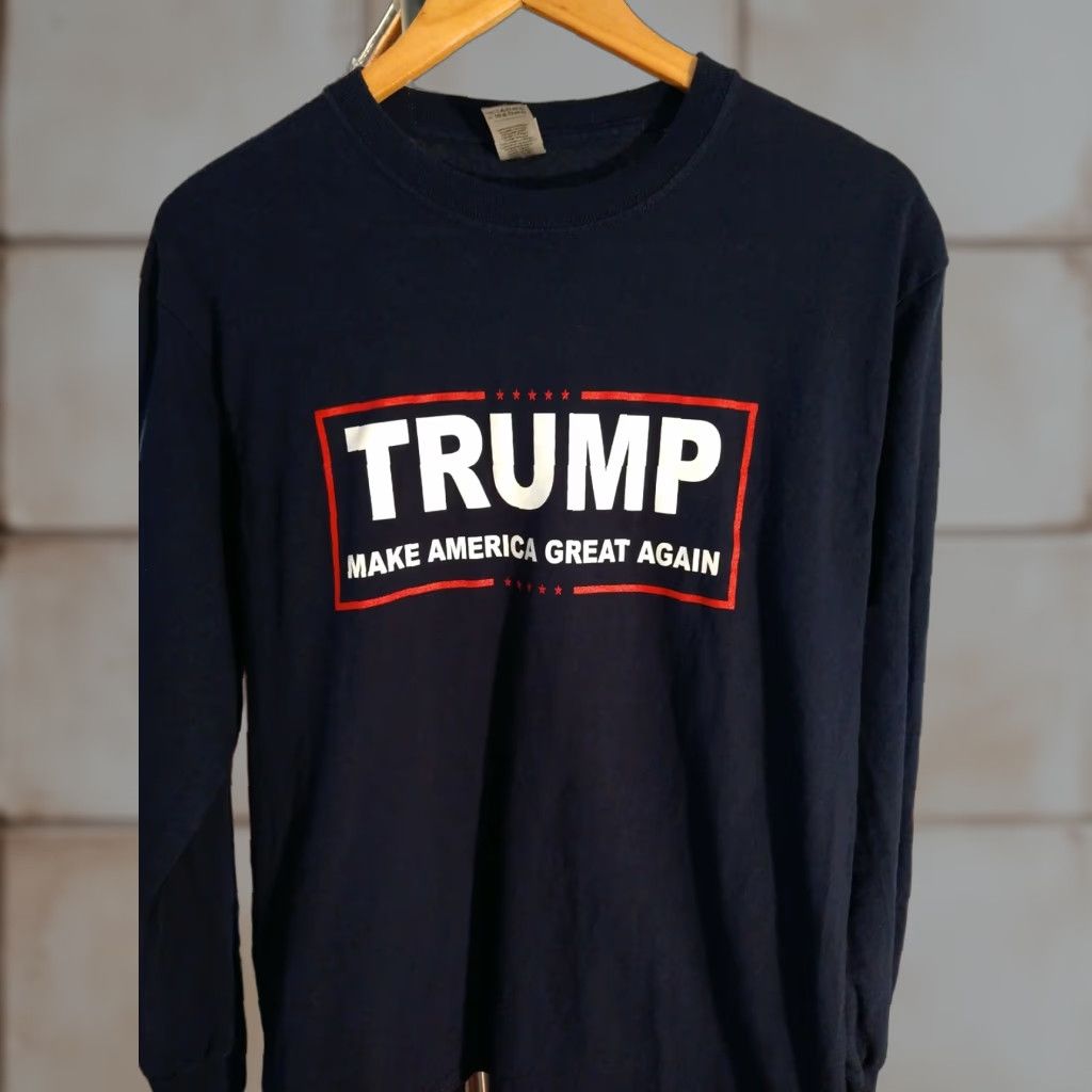 Gildan VINTAGE Trump Maga Make America Great Again Long Sleeve Tee Size M Blue Cotton T-Shirt Mens Size US M / EU 48-50 / 2 - 1 Thumbnail