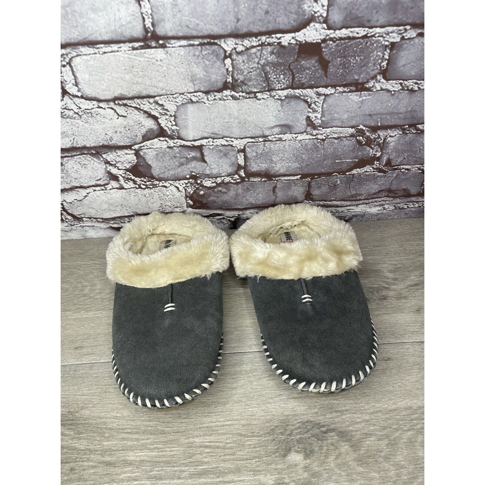 Minnetonka Minnetonka 40914 Gray Suede Leather Fur Slip On Slippers Wom Size US 7 / IT 37 - 12 Thumbnail