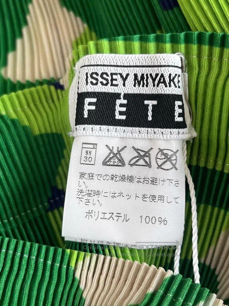 Issey Miyake Issey Miyake size:3 Green Midi Skirt Size 23" - 3 Thumbnail