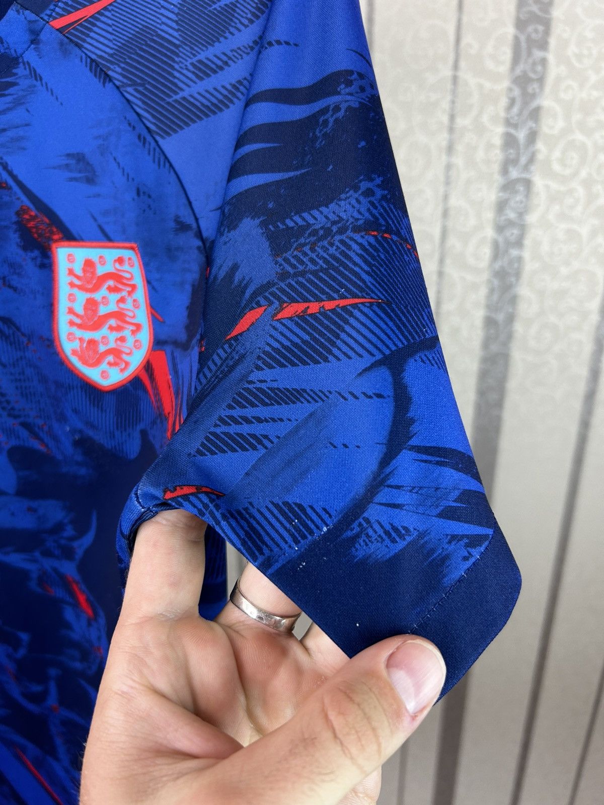 Nike Nike England 2022/2023 Jersey Size S Size US S / EU 44-46 / 1 - 12 Thumbnail