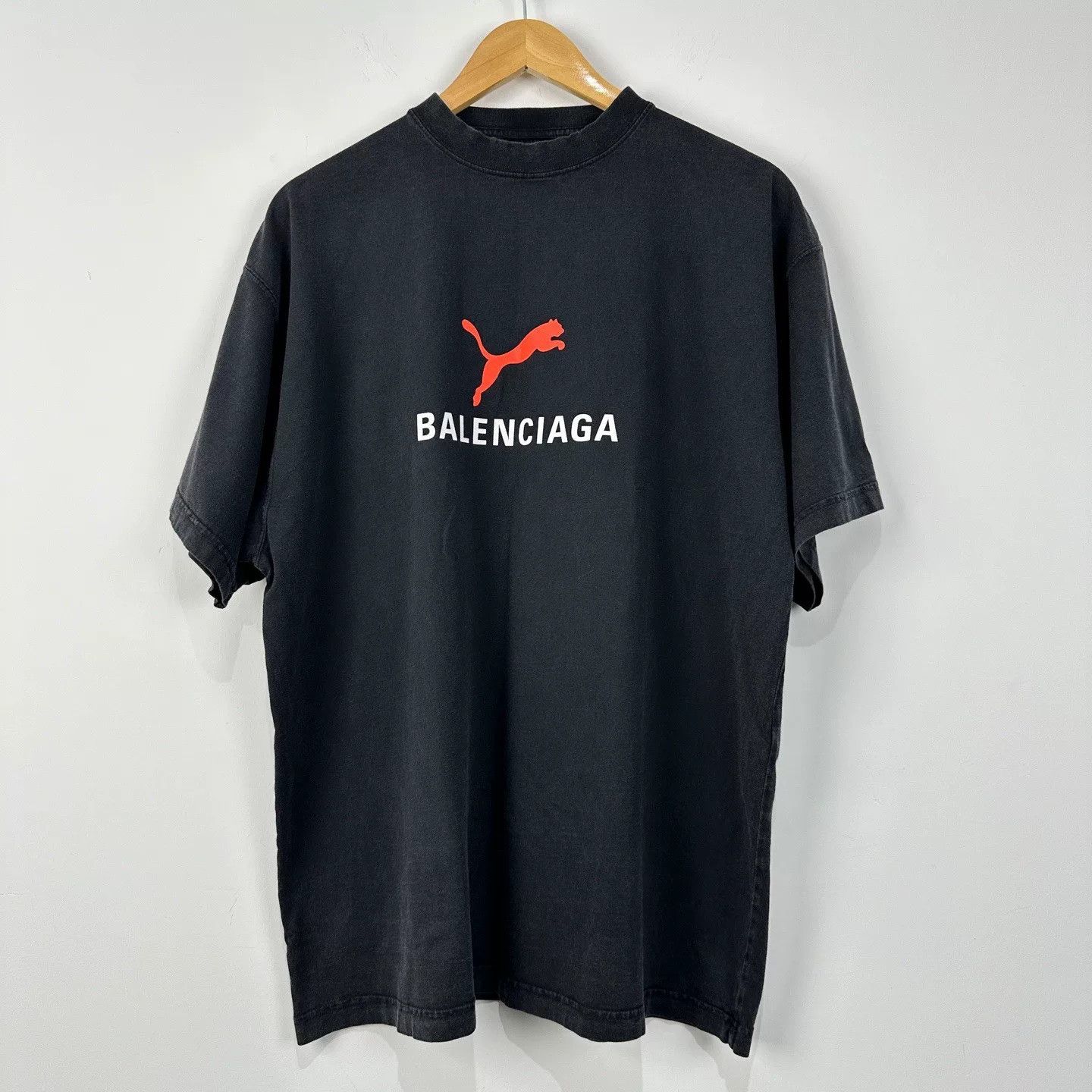 Balenciaga Balenciaga PUMA FW25 Vintage T-Shirt Size US S / EU 44-46 / 1 - 1 Thumbnail