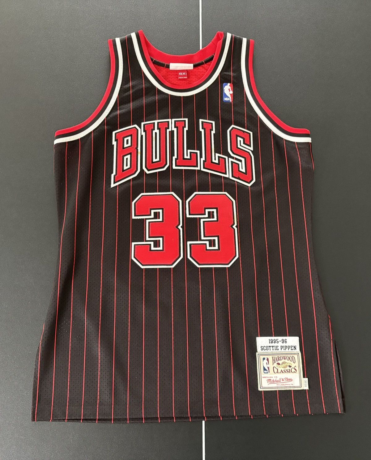 Scottie Pippen Black Chicago Bulls 1996/97 Authentic Jersey