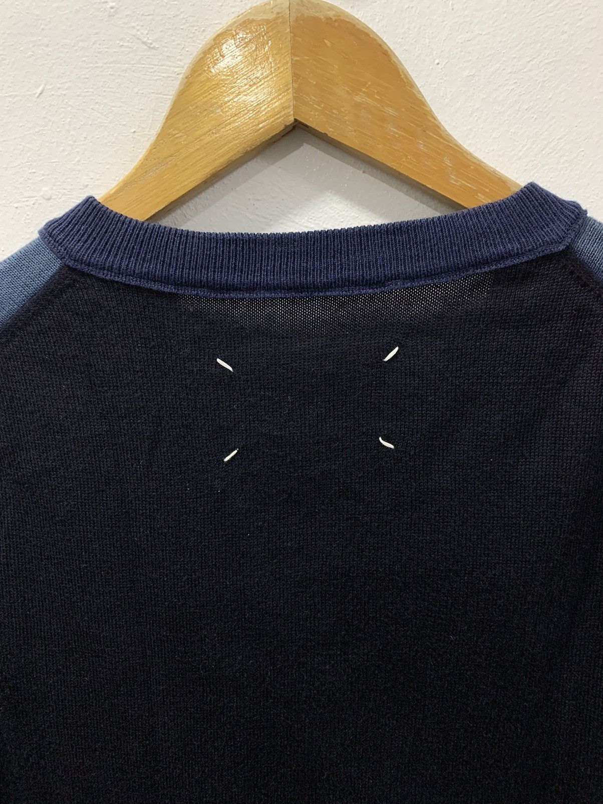 Maison Margiela MARTIN MARGIELA LINE 10 - MULTICOLORED V-NECK SWEATER Size US M / EU 48-50 / 2 - 8 Thumbnail