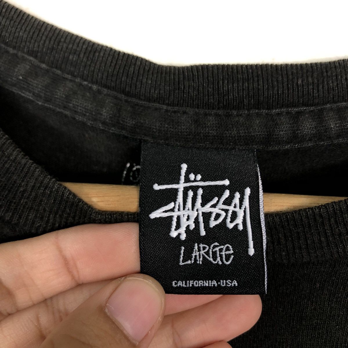 Stussy 🔥Stussy 80 Local Color IKBKB T-Shirt Big Logo Spell Out Size US L / EU 52-54 / 3 - 13 Thumbnail