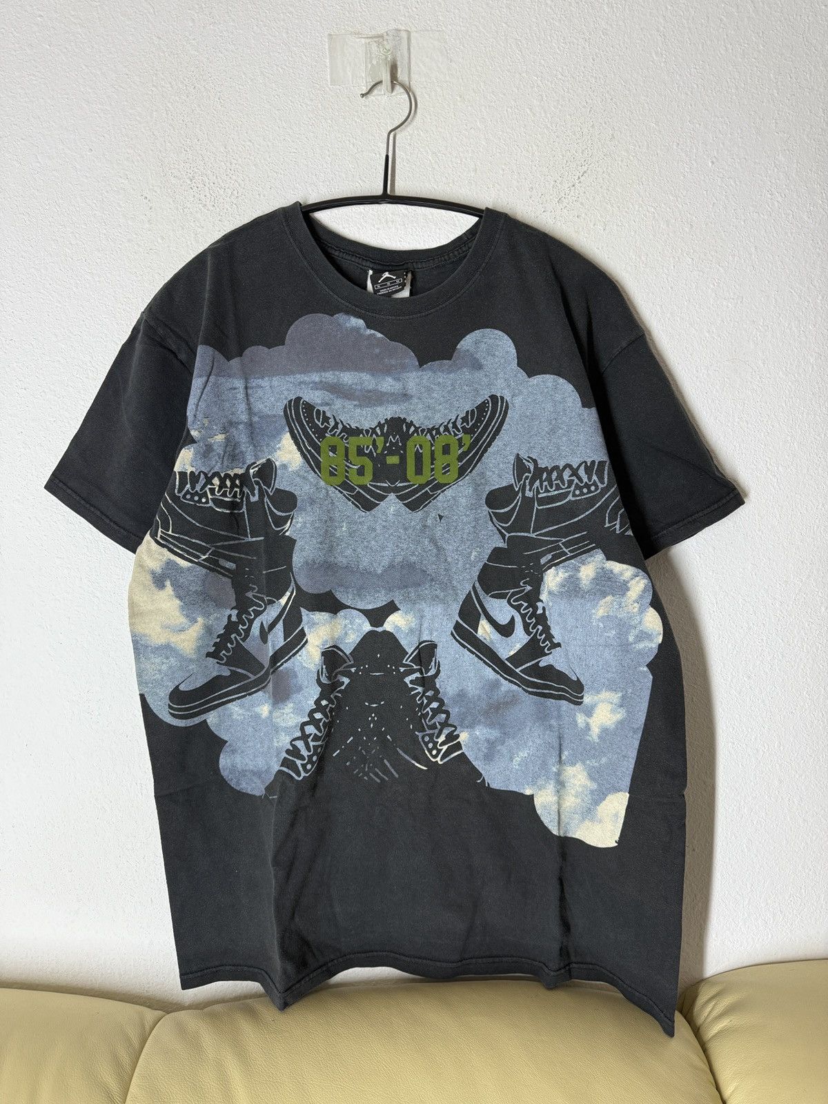 Jordan Brand Vingafe Faded Big Logo Jordan T shirt Size US XL / EU 56 / 4 - 4 Thumbnail