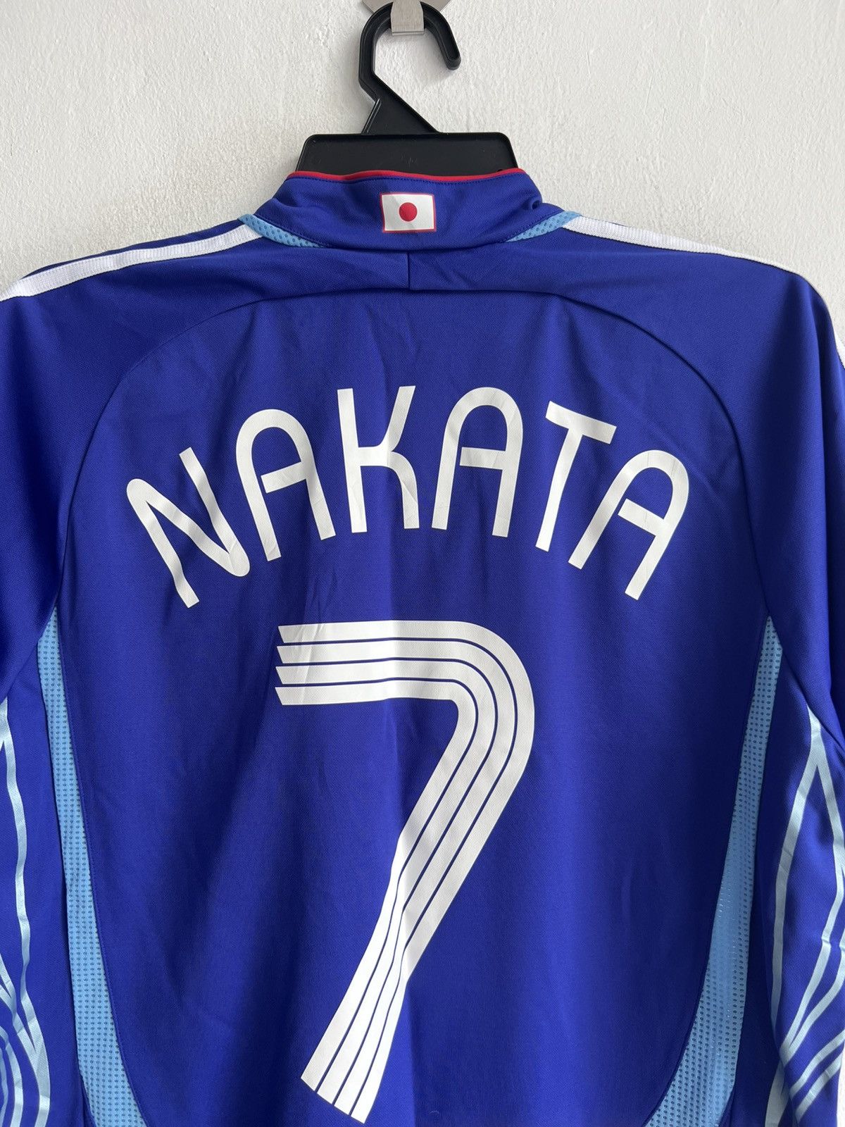 Vintage Vintage 2006 Adidas Japan Nakata #7 PI World Cup Home Jersey Size US M / EU 48-50 / 2 - 4 Thumbnail