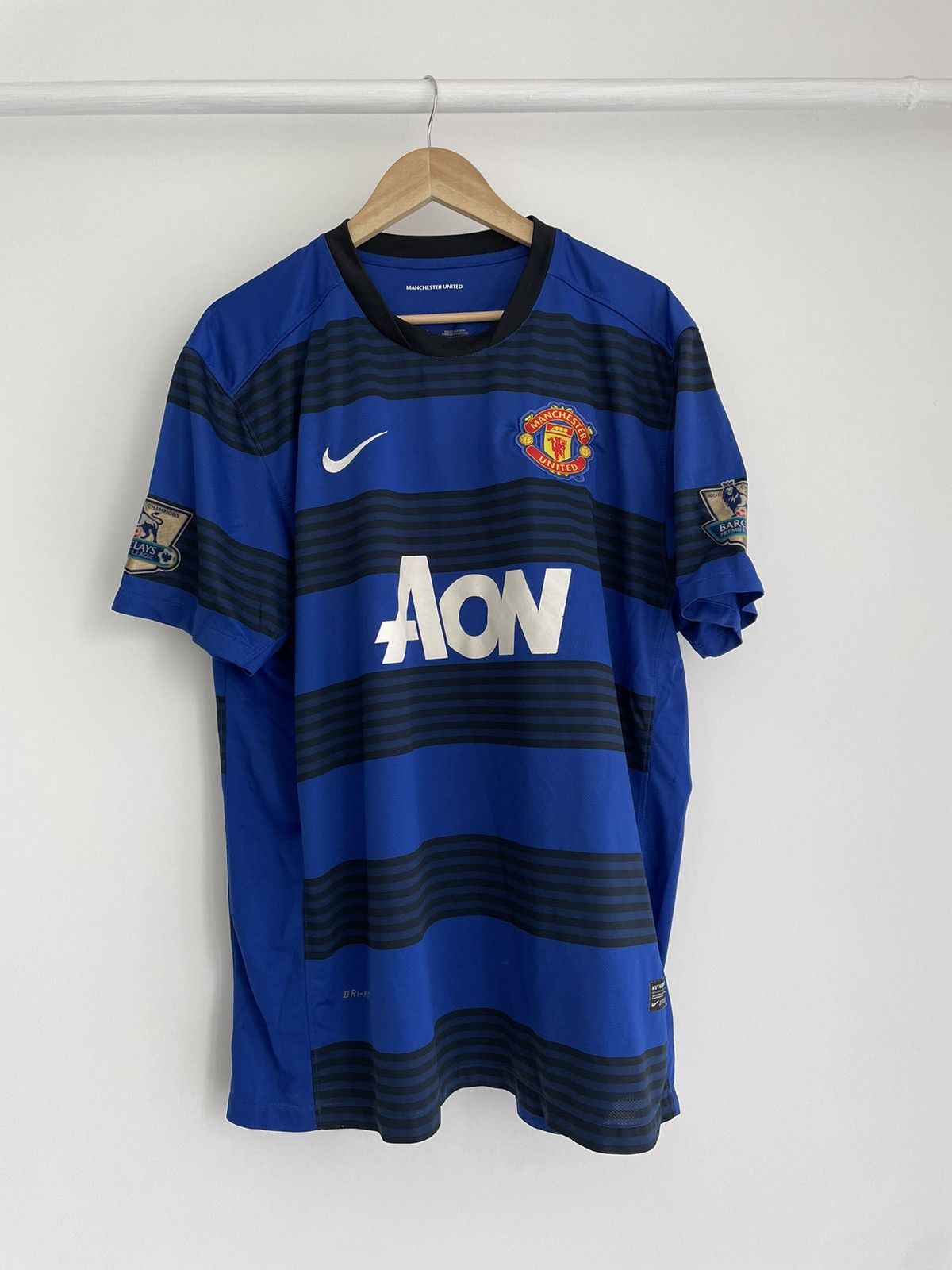 Nike × Vintage Manchester United Nike 2011/12 AON Away Jersey Size US XXL / EU 58 / 5 - 1 Thumbnail