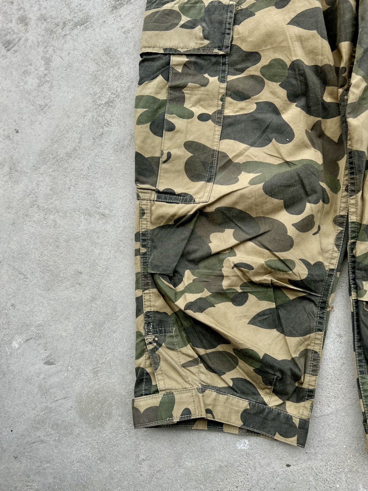 Bape CRAZY RARE BAPE NIGO FIRST CAMO CROPPED PANTS Size US 32 / EU 48 - 6 Thumbnail