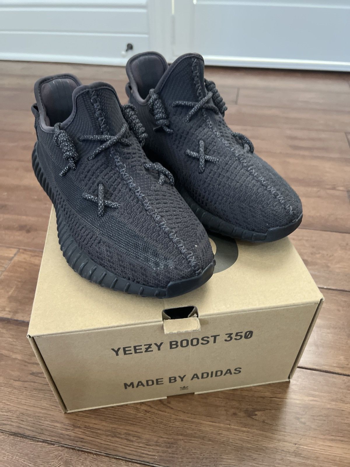 Adidas Yeezy Boost 350 V2 Black (Non - Reflective) Size US 9.5 / EU 42-43 - 2 Thumbnail
