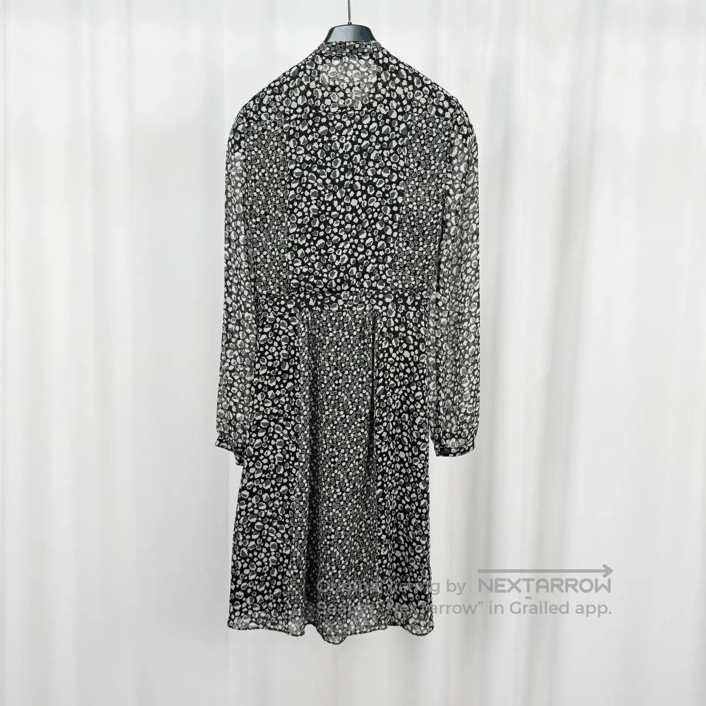 Burberry Burberry Floral Silk Dress. Size M / US 6-8 / IT 42-44 - 2 Thumbnail
