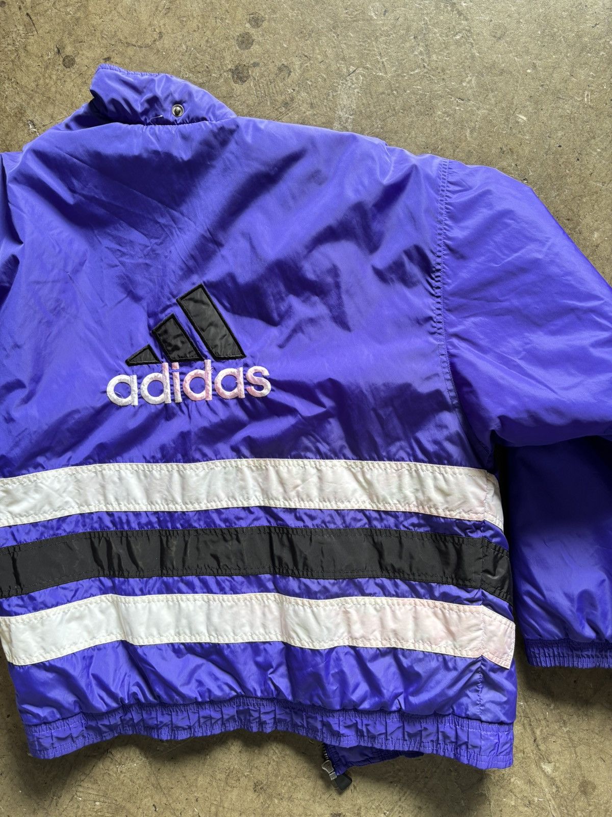 Adidas Vintage Adidas Purple Puffer Jacket Size US L / EU 52-54 / 3 - 5 Thumbnail