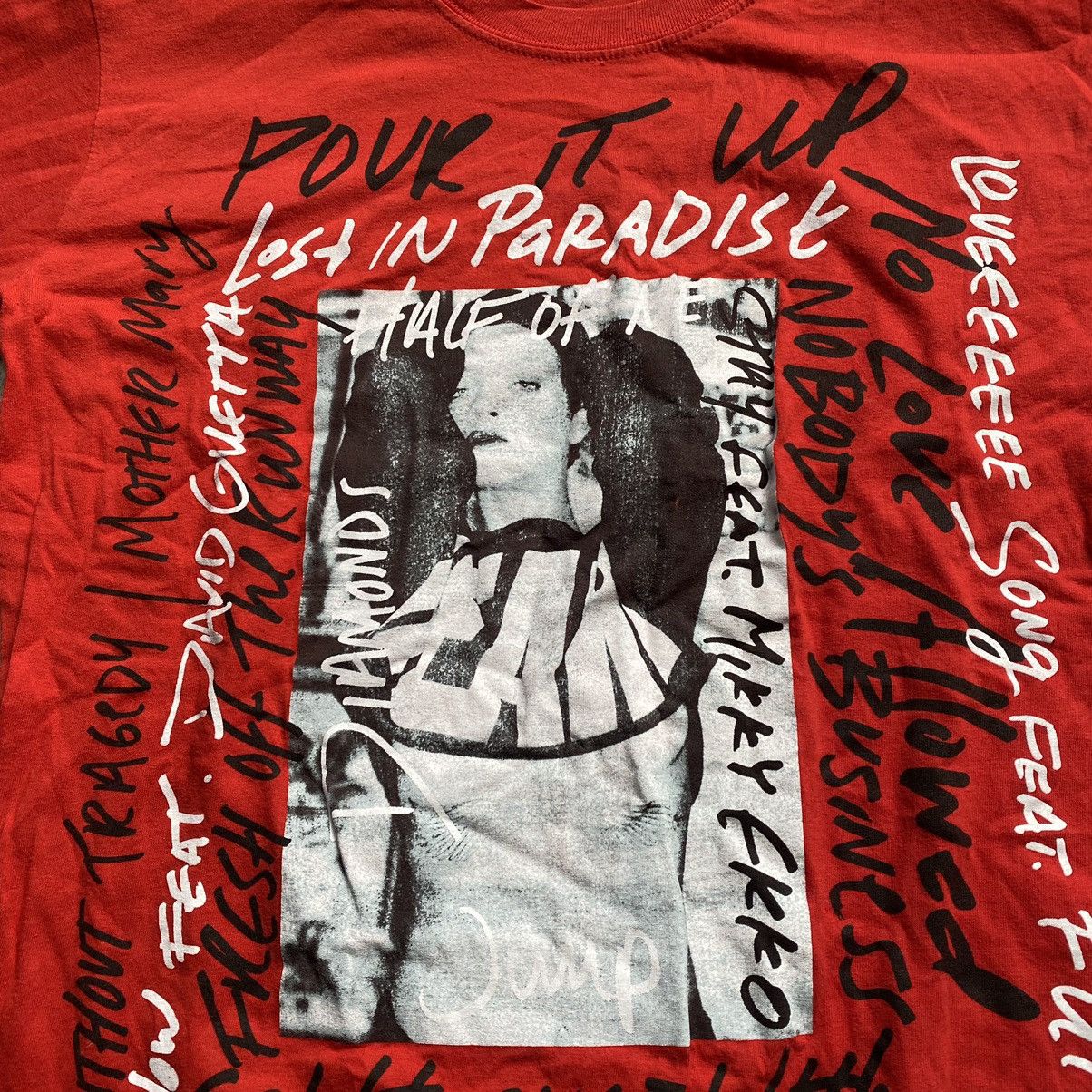 Band Tees RIHANNA Y2K TOUR LOST IN PARADISE DIAMONDS T SHIRT Size US S / EU 44-46 / 1 - 3 Thumbnail