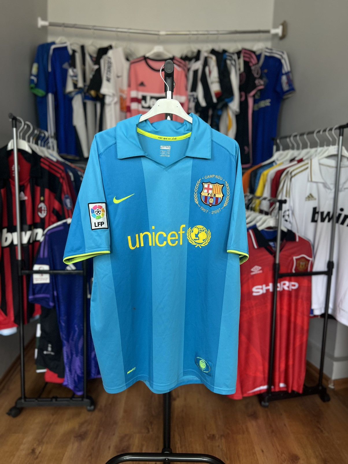 FC Barcelona Nike シャツ UNICEF Barcelona CF 2008 09 Away football Shirt Mens Large Yellow
