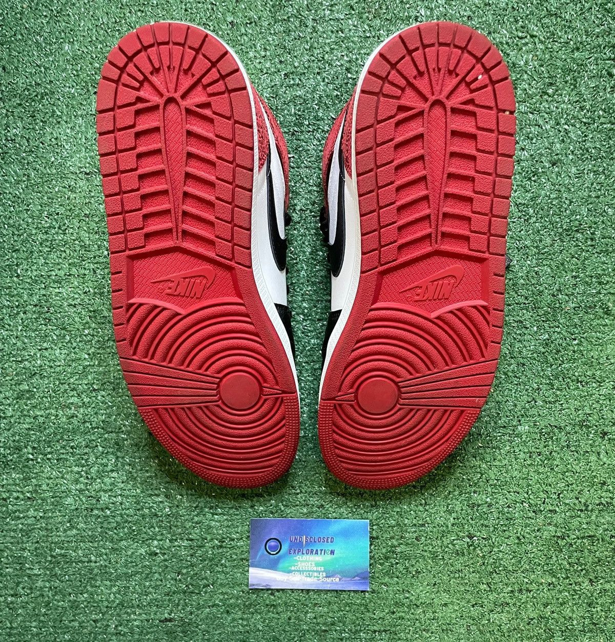 Jordan Brand Air Jordan 1 high ruby size 9men/10.5women Size US 9 / EU 42 - 6 Thumbnail