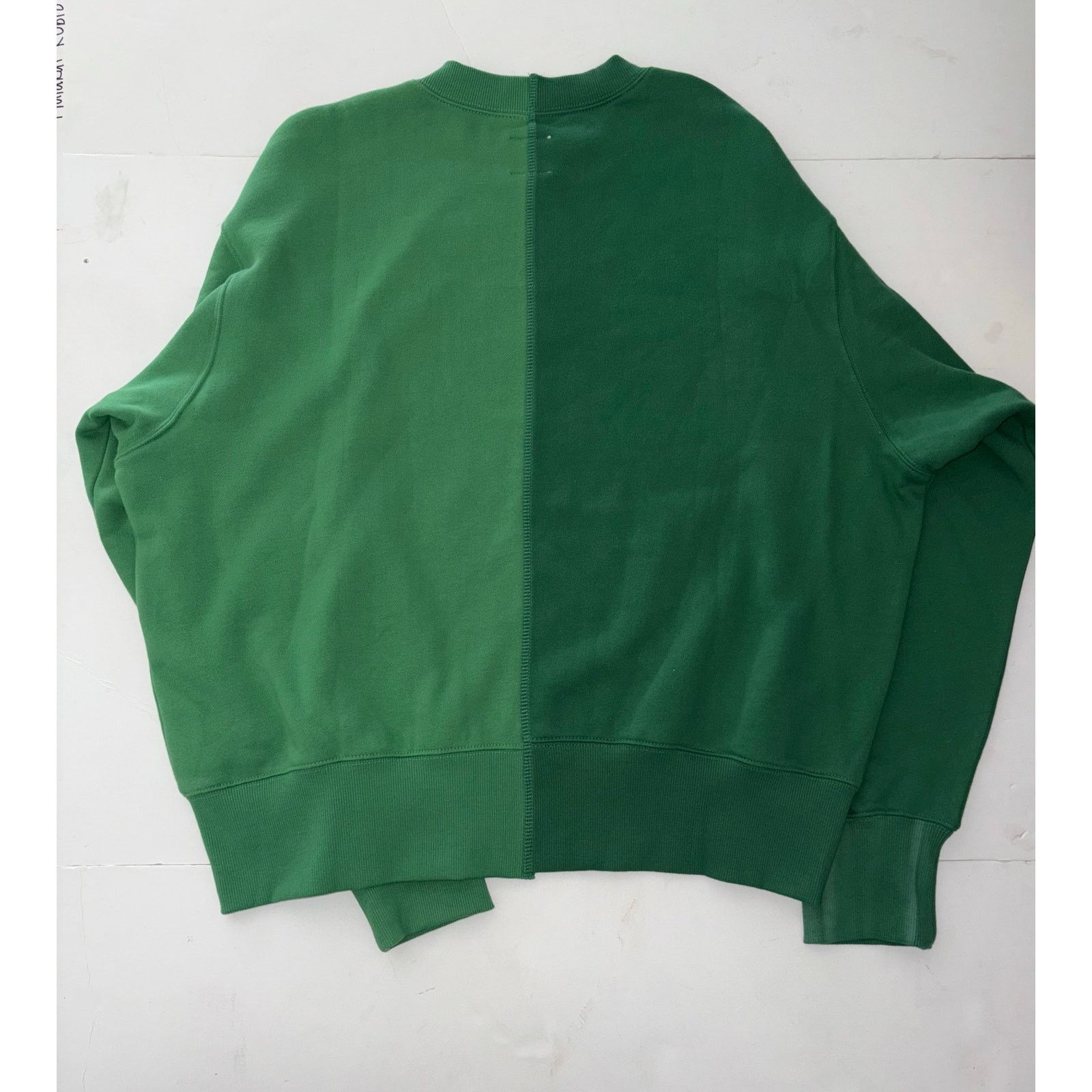 H&M H&M John Boyega crewneck green environmental large Size US L / EU 52-54 / 3 - 3 Thumbnail