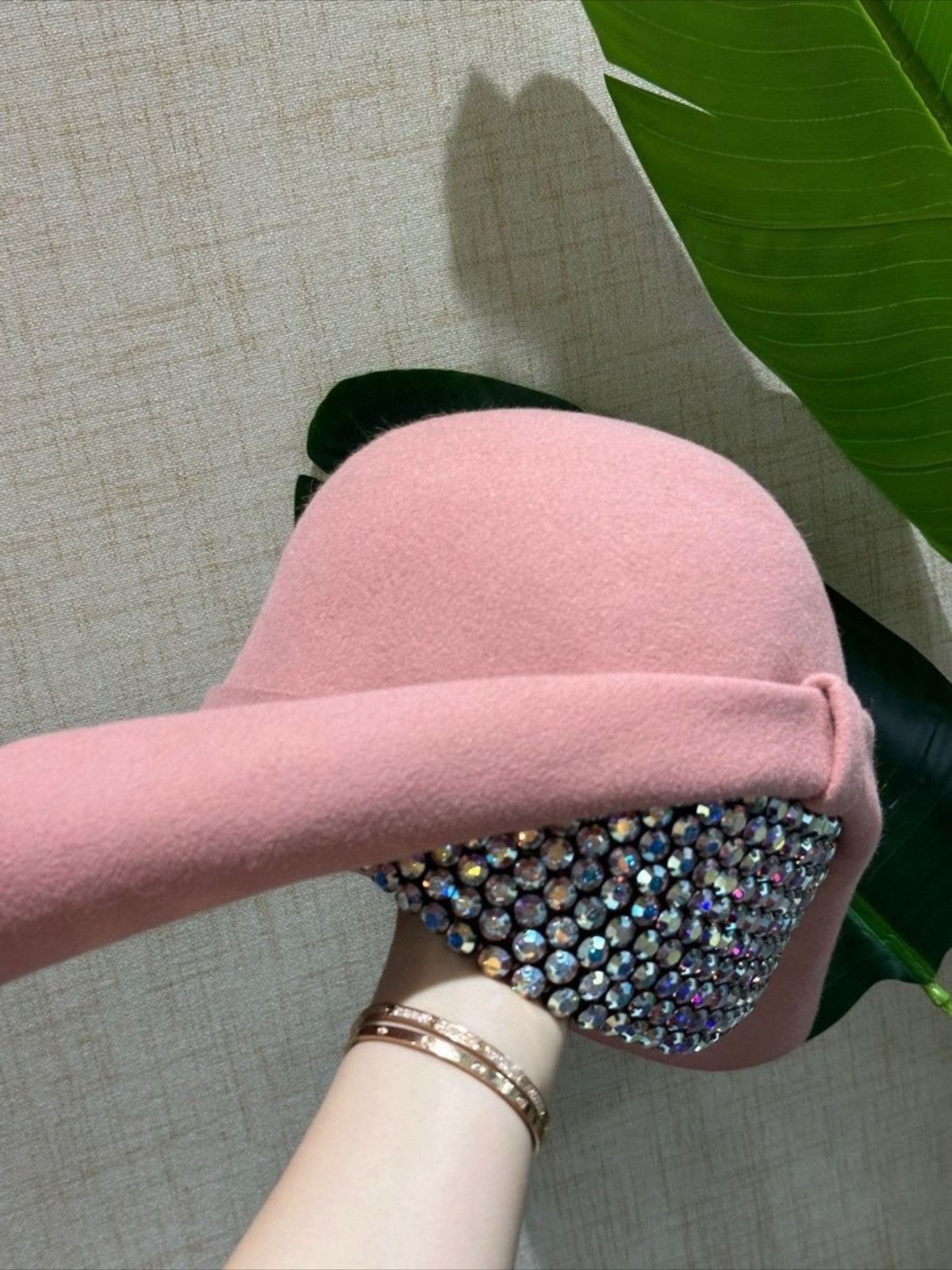 Gucci RARE Gucci runway wool crystal hat Size ONE SIZE - 8 Thumbnail