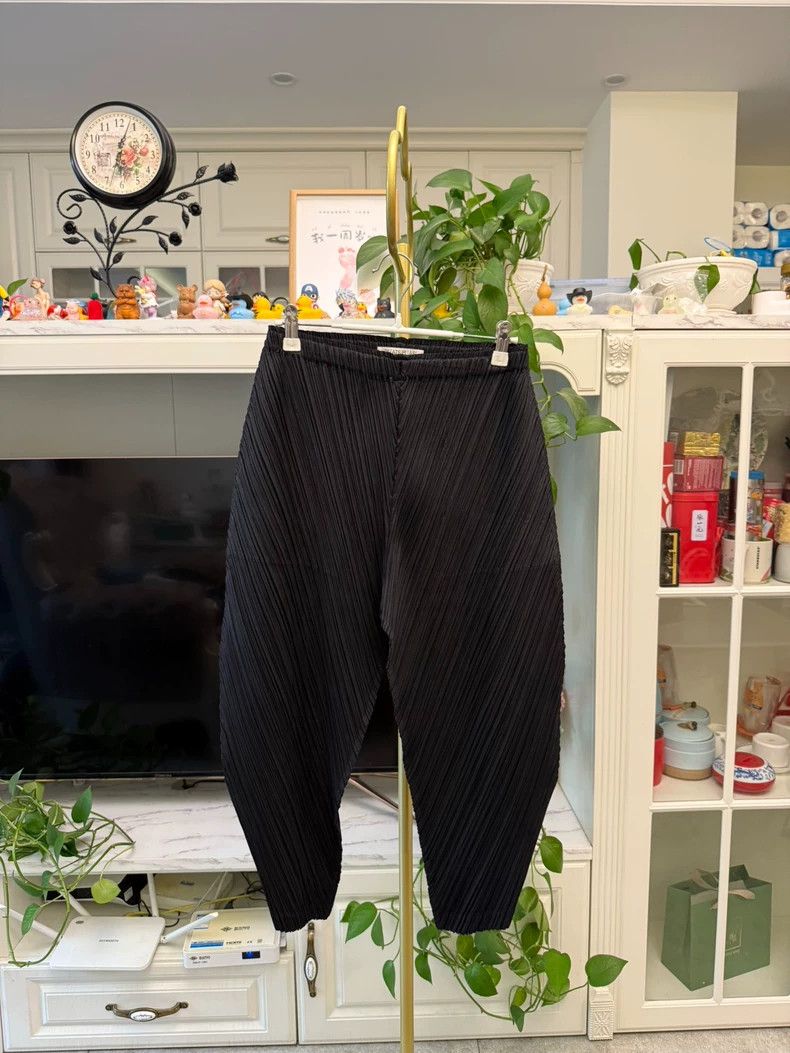 Issey Miyake issey miyake size:2 Irregular-shaped round pants Size 42" / US 20 - 2 Thumbnail
