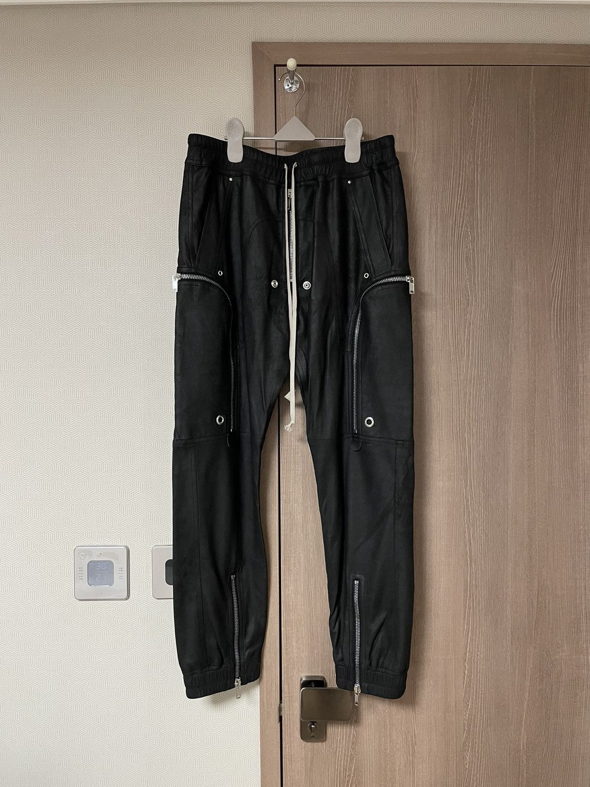 Rick Owens (Last drop)Rick Owens SS23 Blistered Leather Bauhaus 