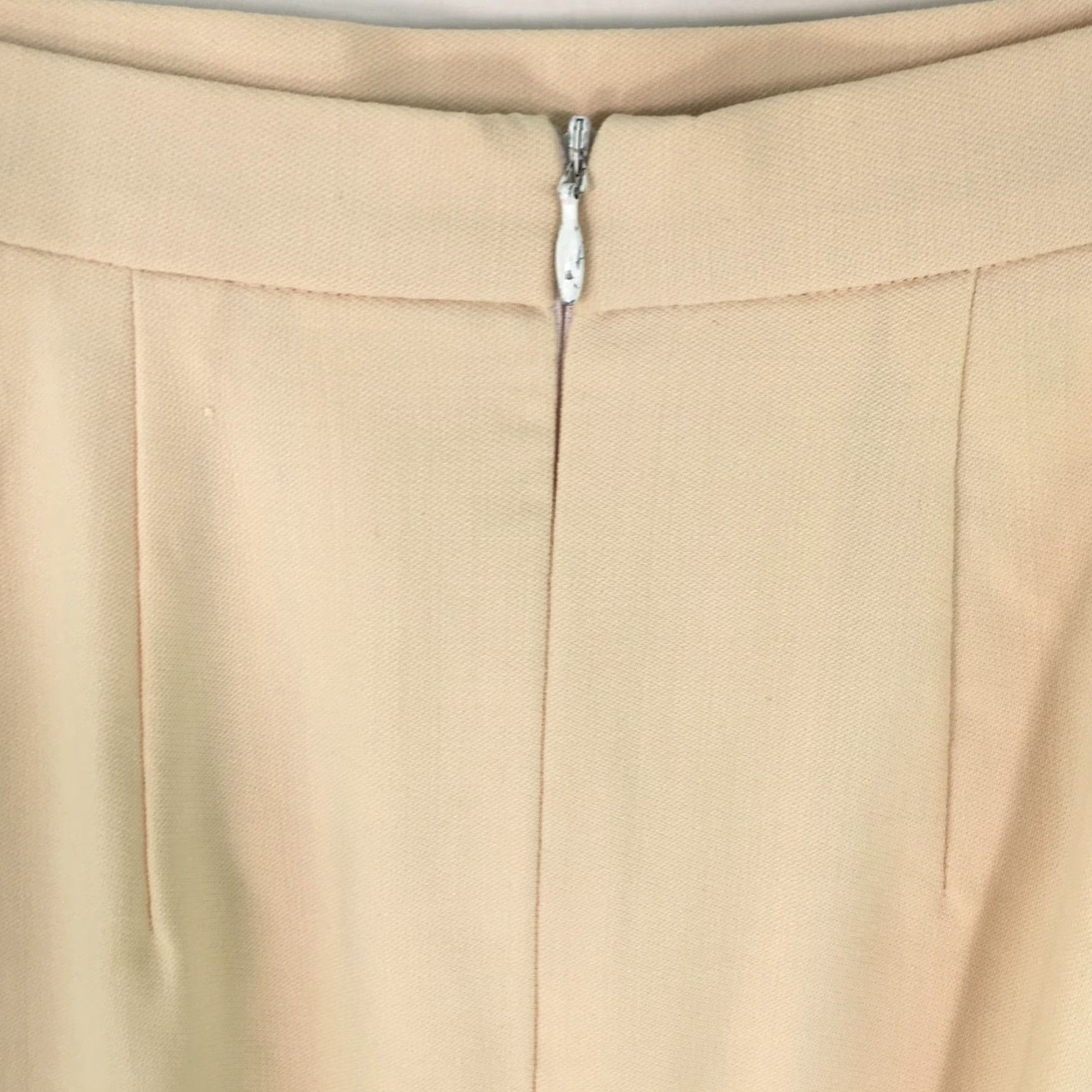 Vintage VINTAGE Laurel Beige Casual Pleated Straight & Pencil Skirt 34 Womens Wool Knee Length Zip Size 24" / US 00 / IT 34 - 7 Thumbnail