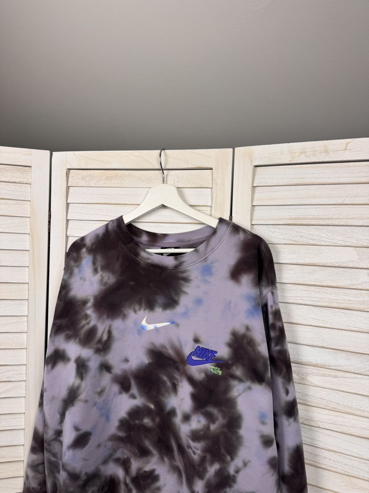 Nike Nike XL Tie Dye Graphic Print Neck Sweatshirt Multicolor Size US XL / EU 56 / 4 - 5 Thumbnail