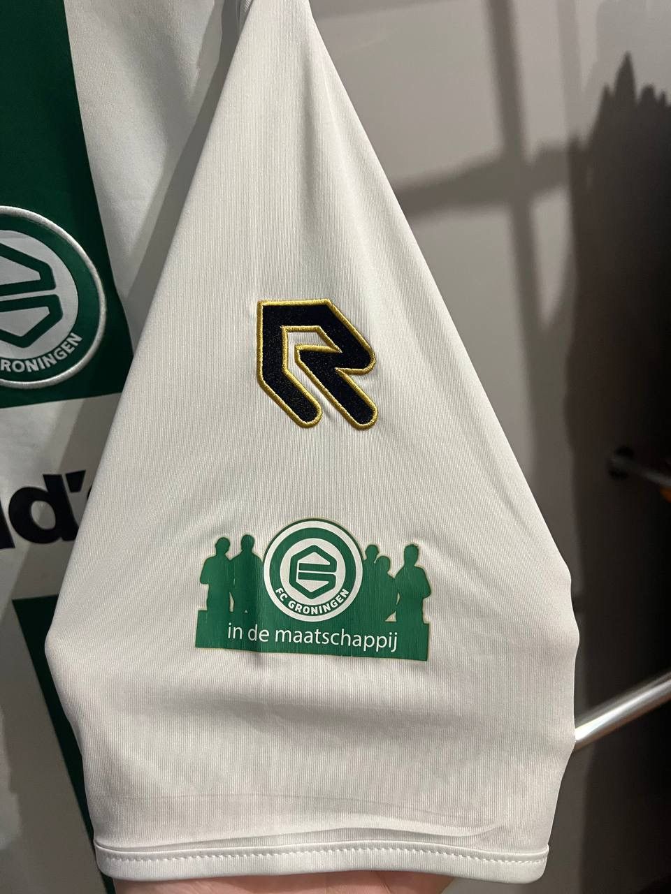Sports Specialties 2016/17 FC GRONINGEN #10 MATCH WORN SOCCER JERSEY SHIRT XL Size US XL / EU 56 / 4 - 12 Thumbnail