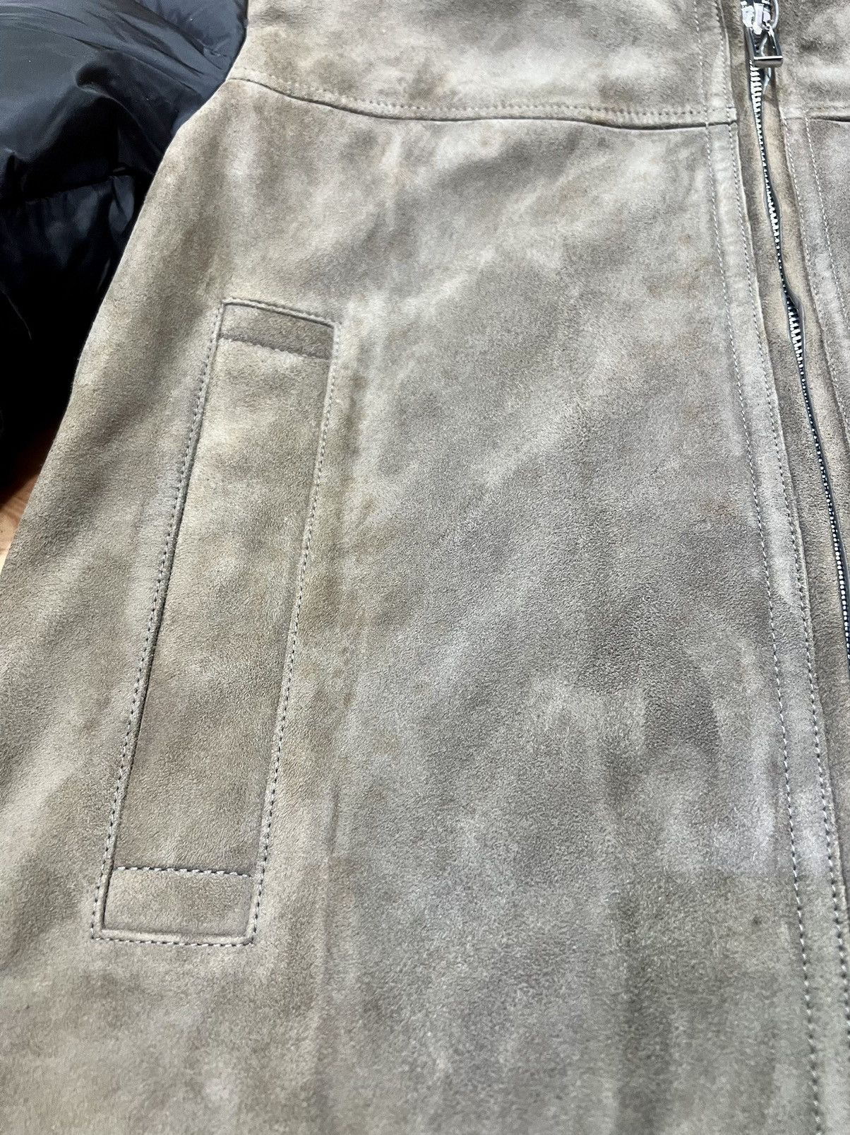 Emporio Armani Emporio Armani hooded Suede and down jacket Size US L / EU 52-54 / 3 - 13 Thumbnail