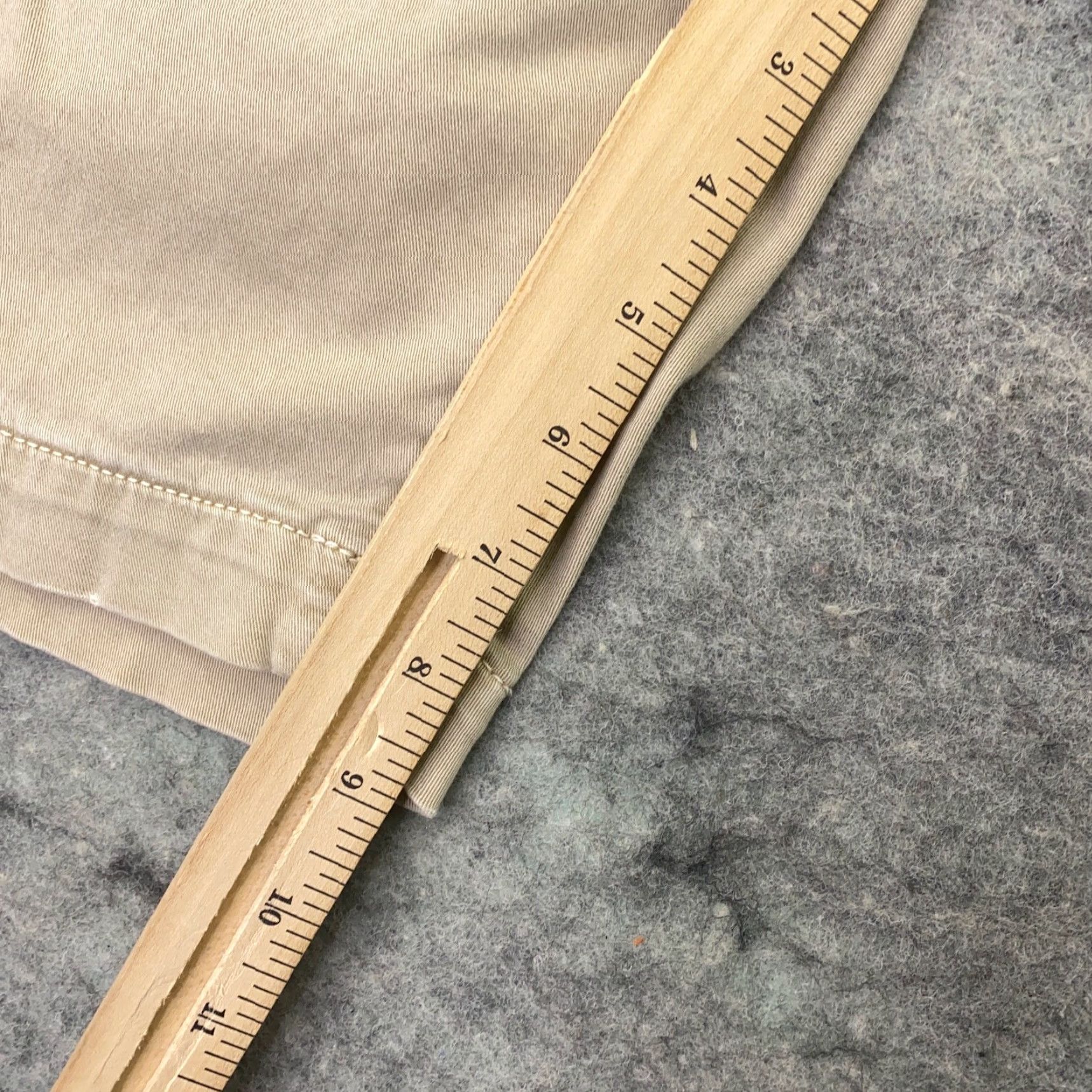 American Eagle Outfitters VINTAGE American Eagle Mens Shorts 28 Khaki Classic Fit Extreme Flex Chino Size US 28 / EU 44 - 4 Thumbnail