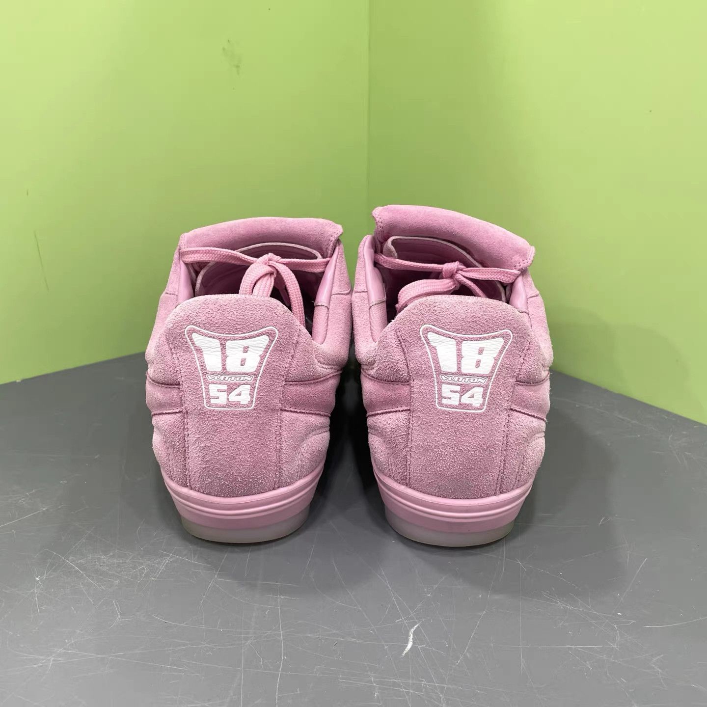 Louis Vuitton LOUIS VUITTON LV Soccer 25ss Logo Sneakers K15 Size US 8.5 / EU 41-42 - 6 Thumbnail